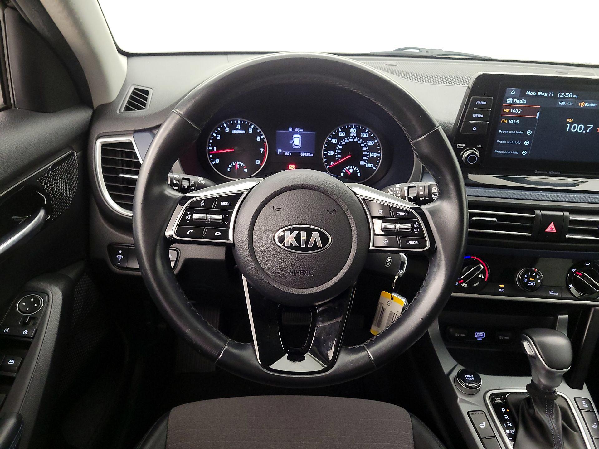 Thumbnail: 2021 Kia Seltos - 10
