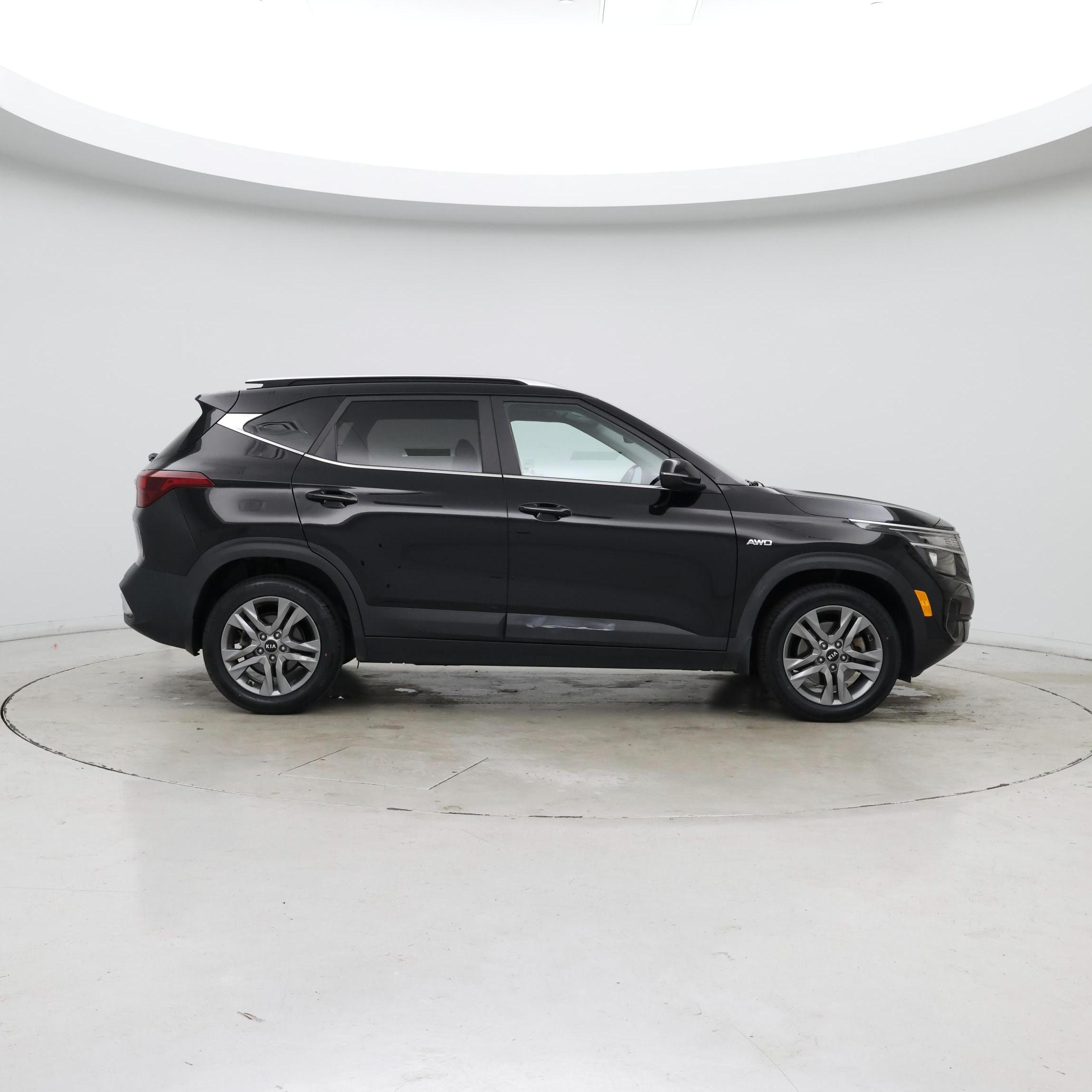 Thumbnail: 2021 Kia Seltos - 7