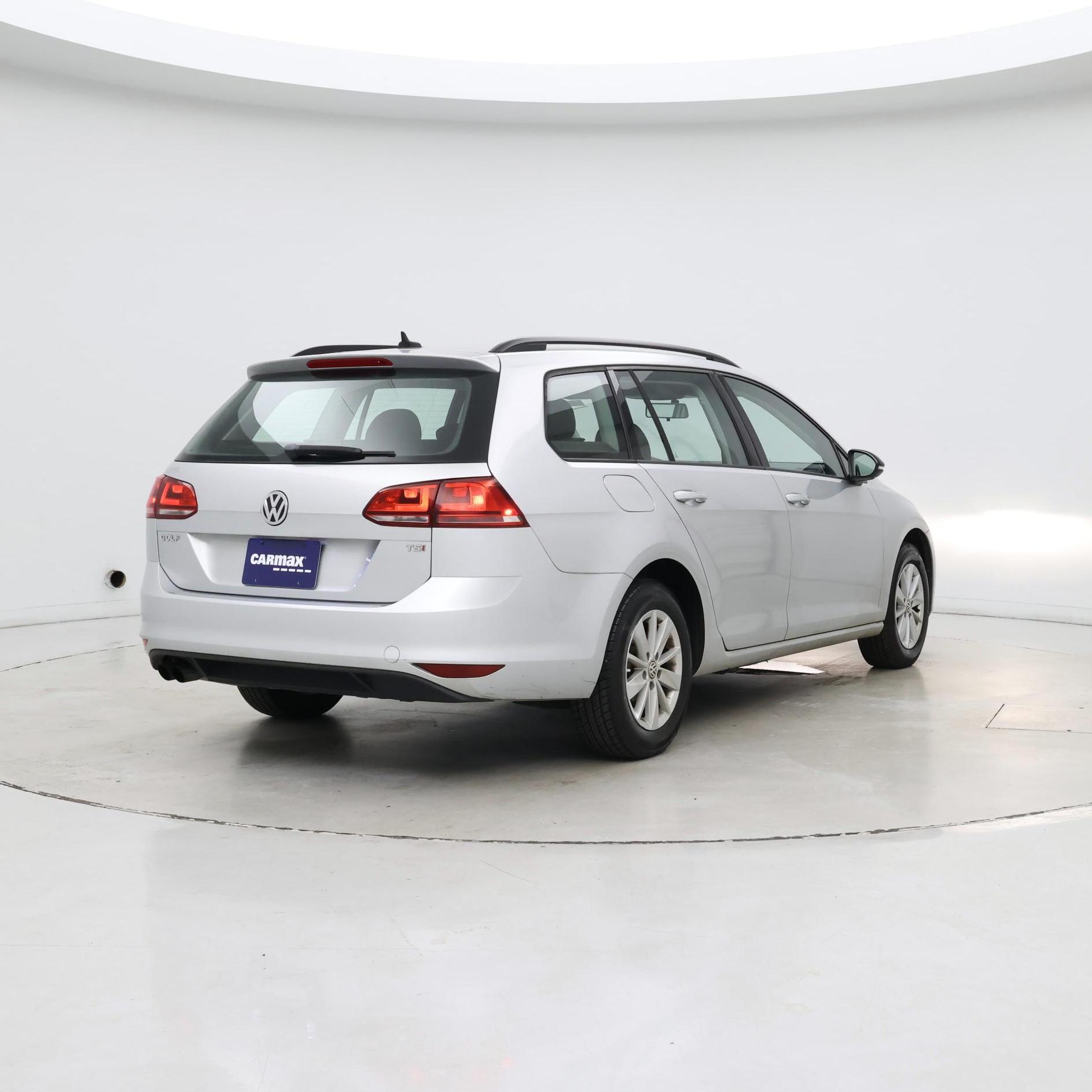 Thumbnail: 2016 Volkswagen Golf - 8