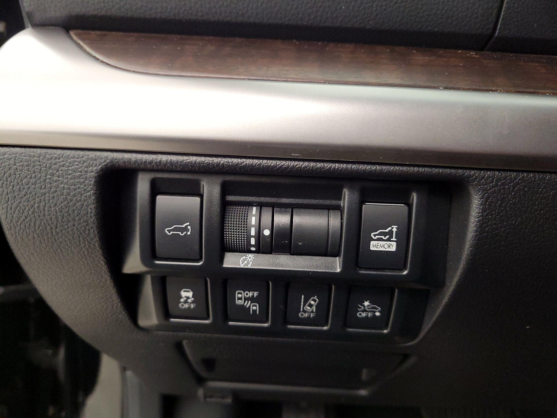 Thumbnail: 2018 Subaru Outback - 13