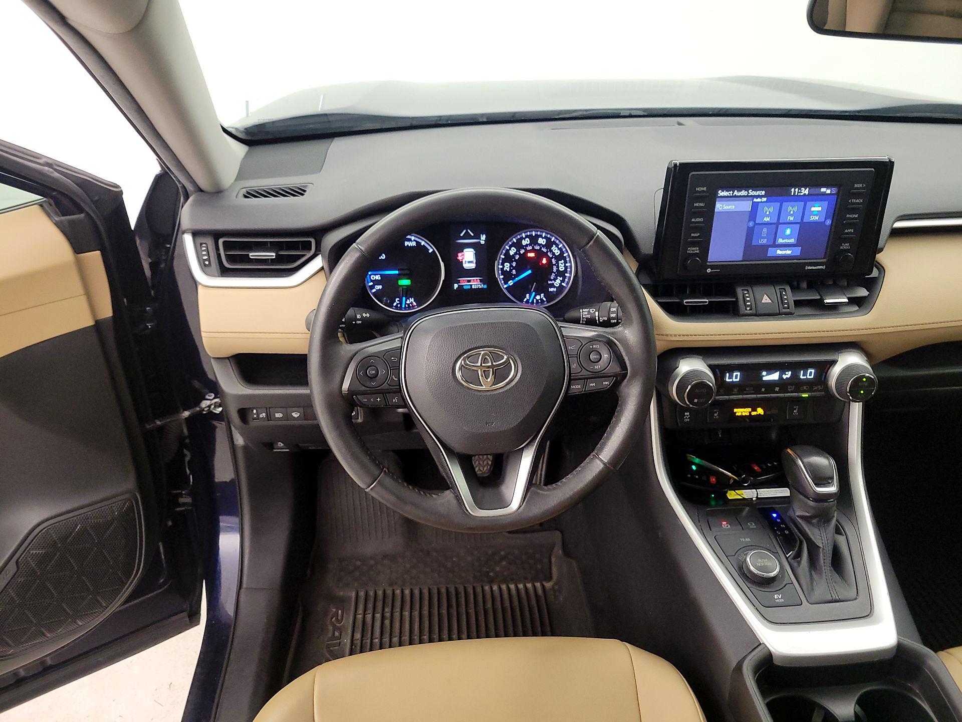 Thumbnail: 2021 Toyota RAV4 - 10