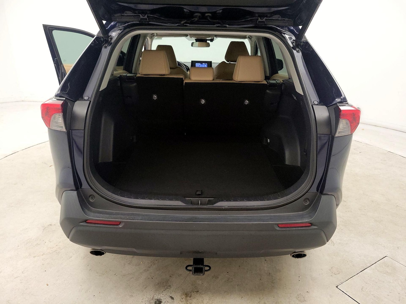 2021 Toyota RAV4 XLE Premium - Photo 21