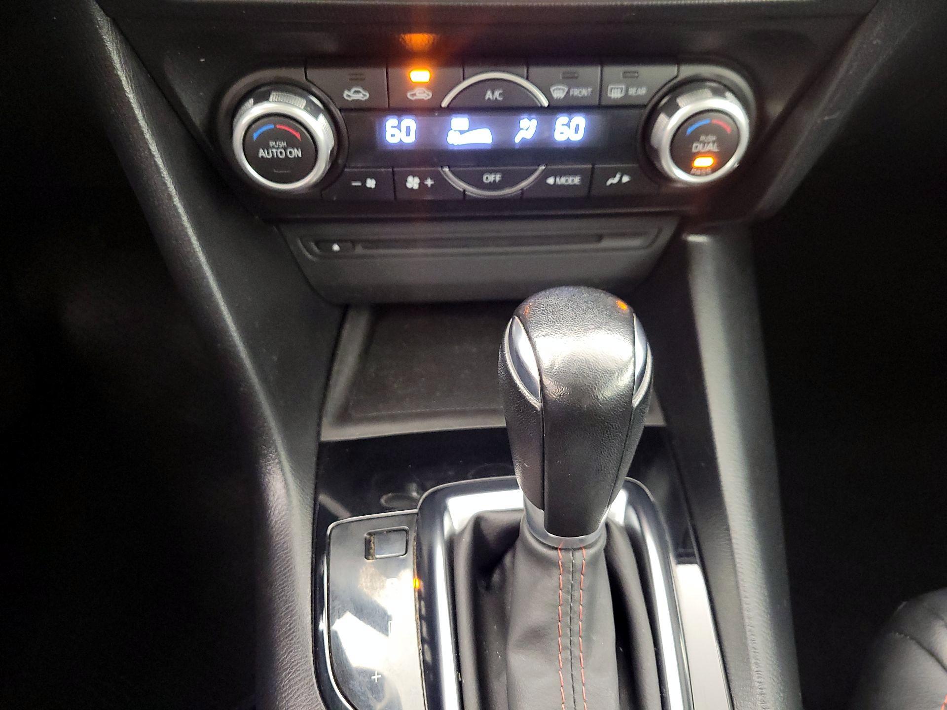 Thumbnail: 2015 Mazda Mazda3 - 16