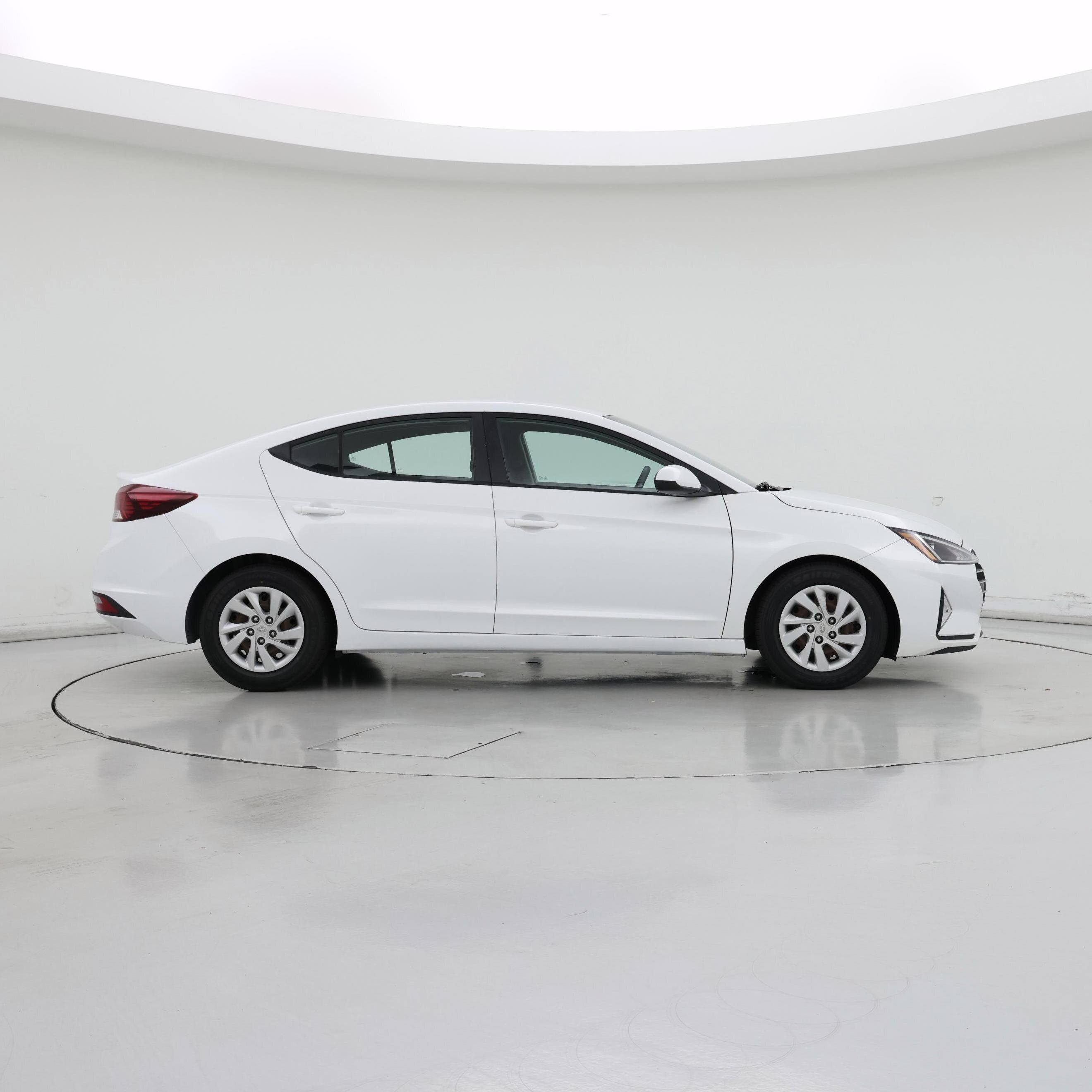 Thumbnail: 2020 Hyundai Elantra - 7