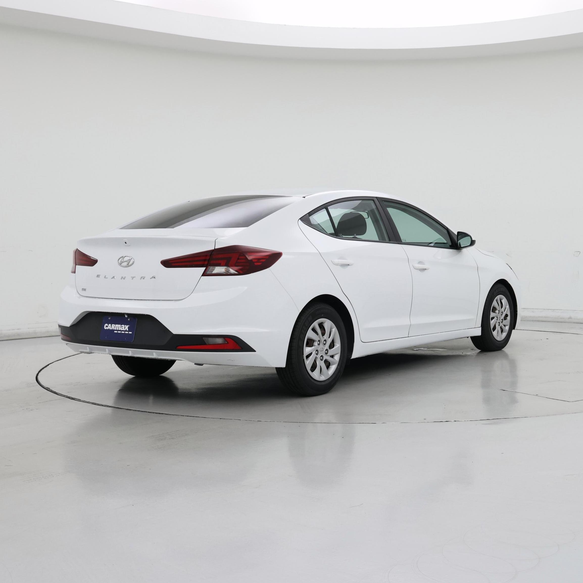 Thumbnail: 2020 Hyundai Elantra - 8