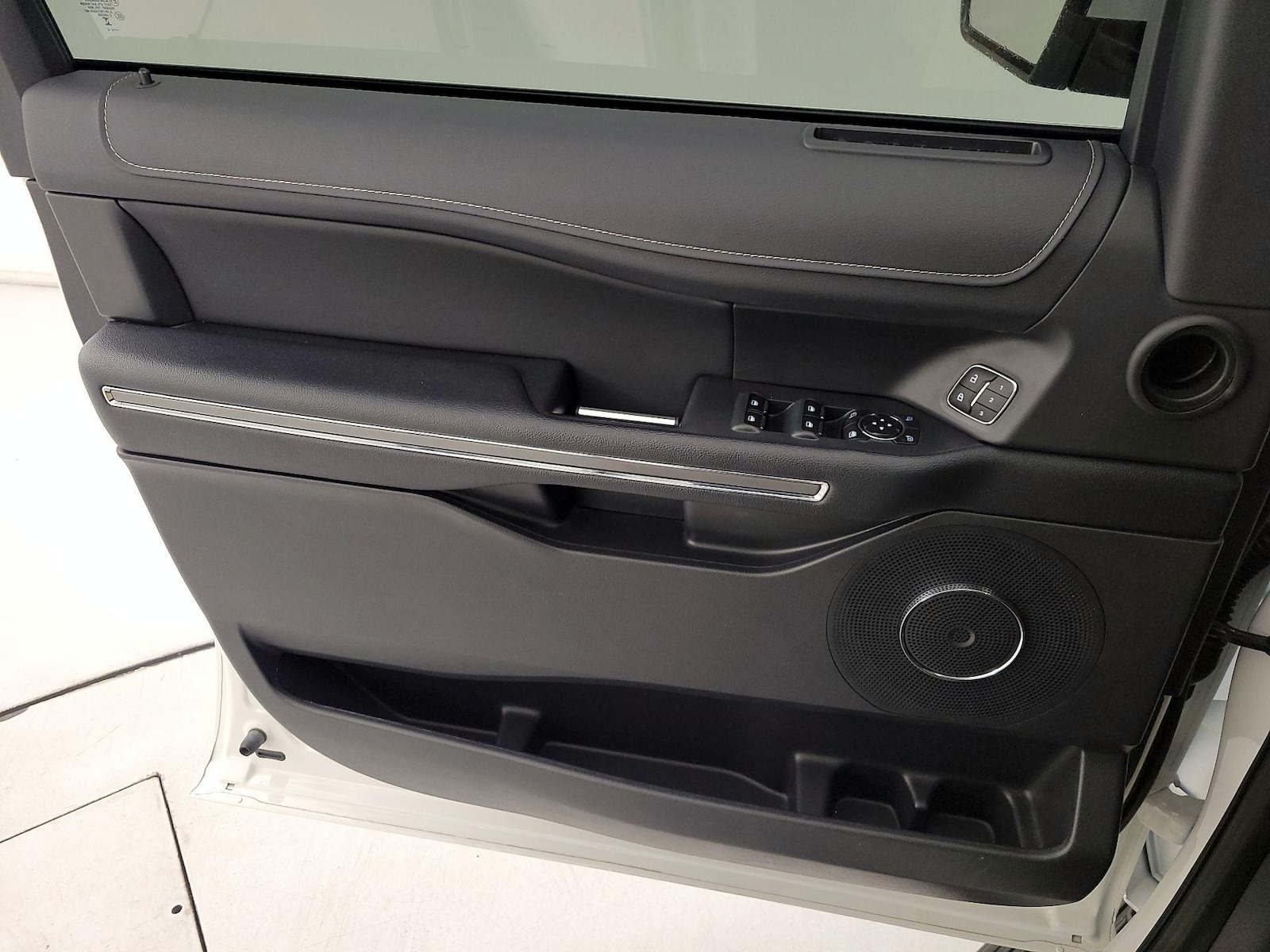 2024 Ford Expedition XLT - Photo 13