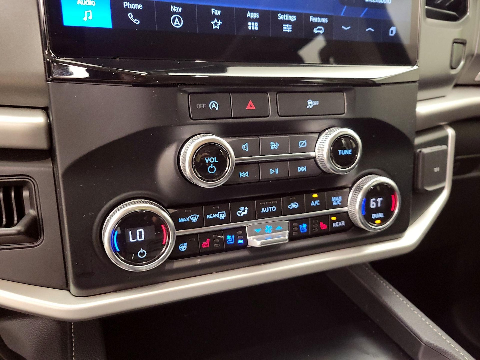 2024 Ford Expedition XLT - Photo 18