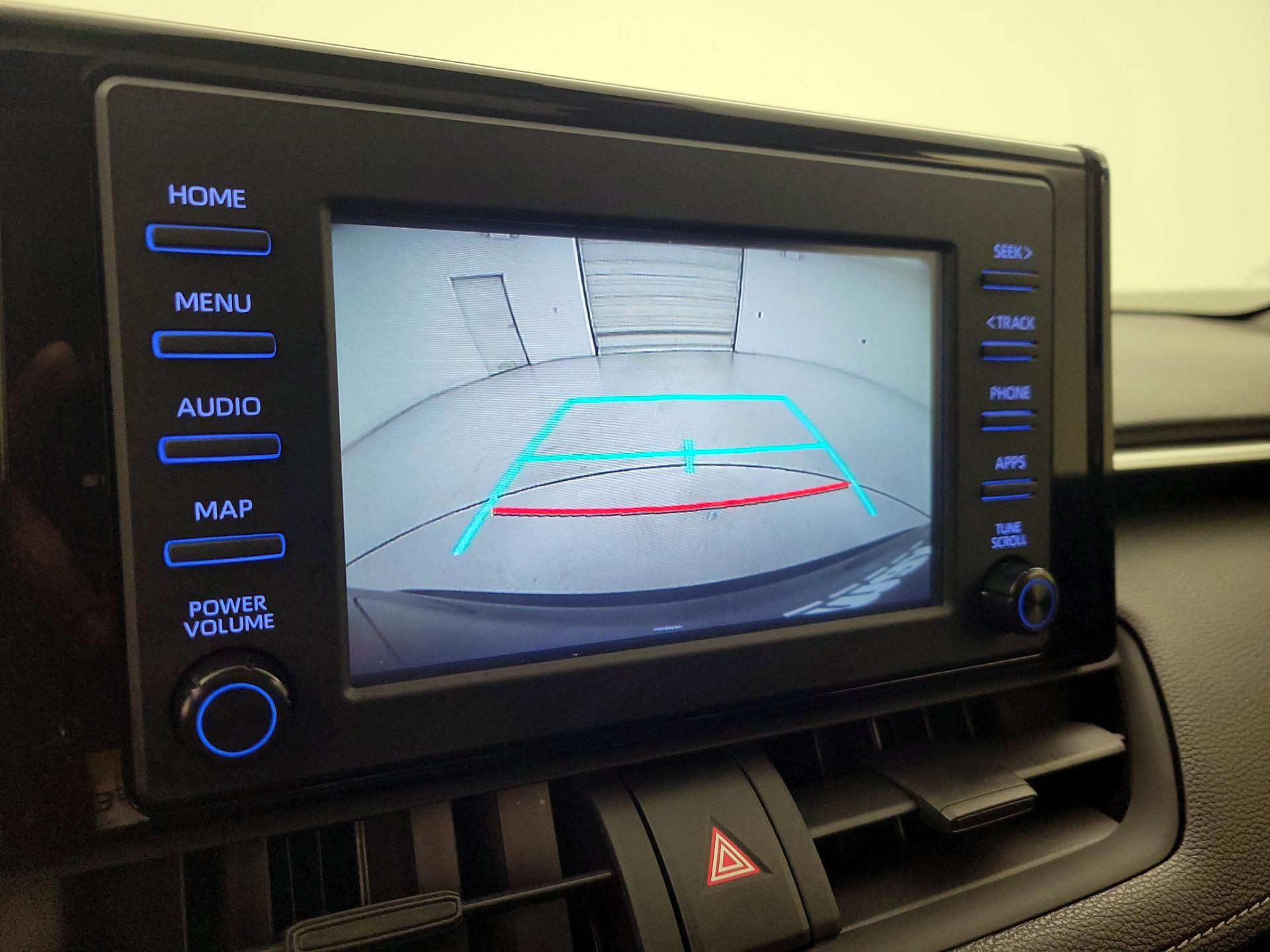 Thumbnail: 2019 Toyota RAV4 - 15