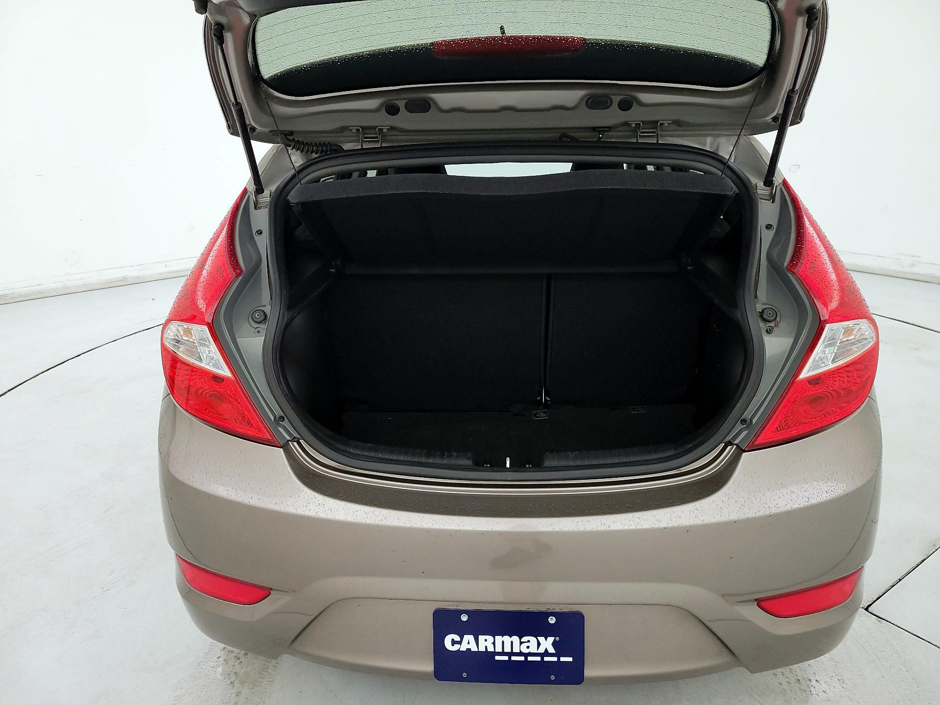 Thumbnail: 2014 Hyundai Accent - 20