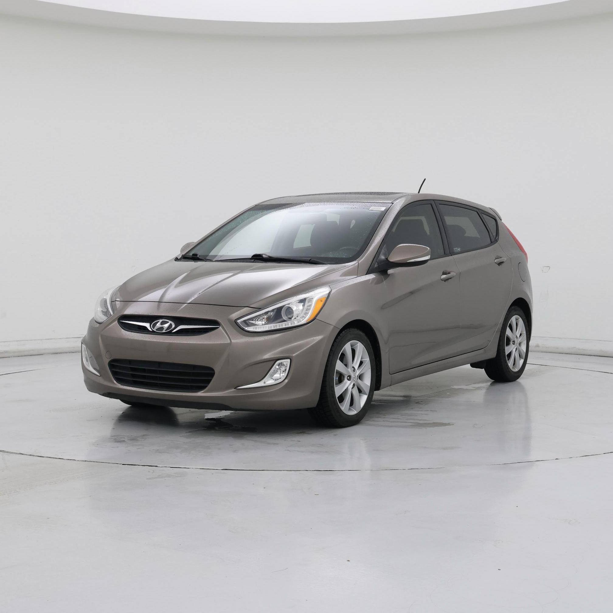 Thumbnail: 2014 Hyundai Accent - 4