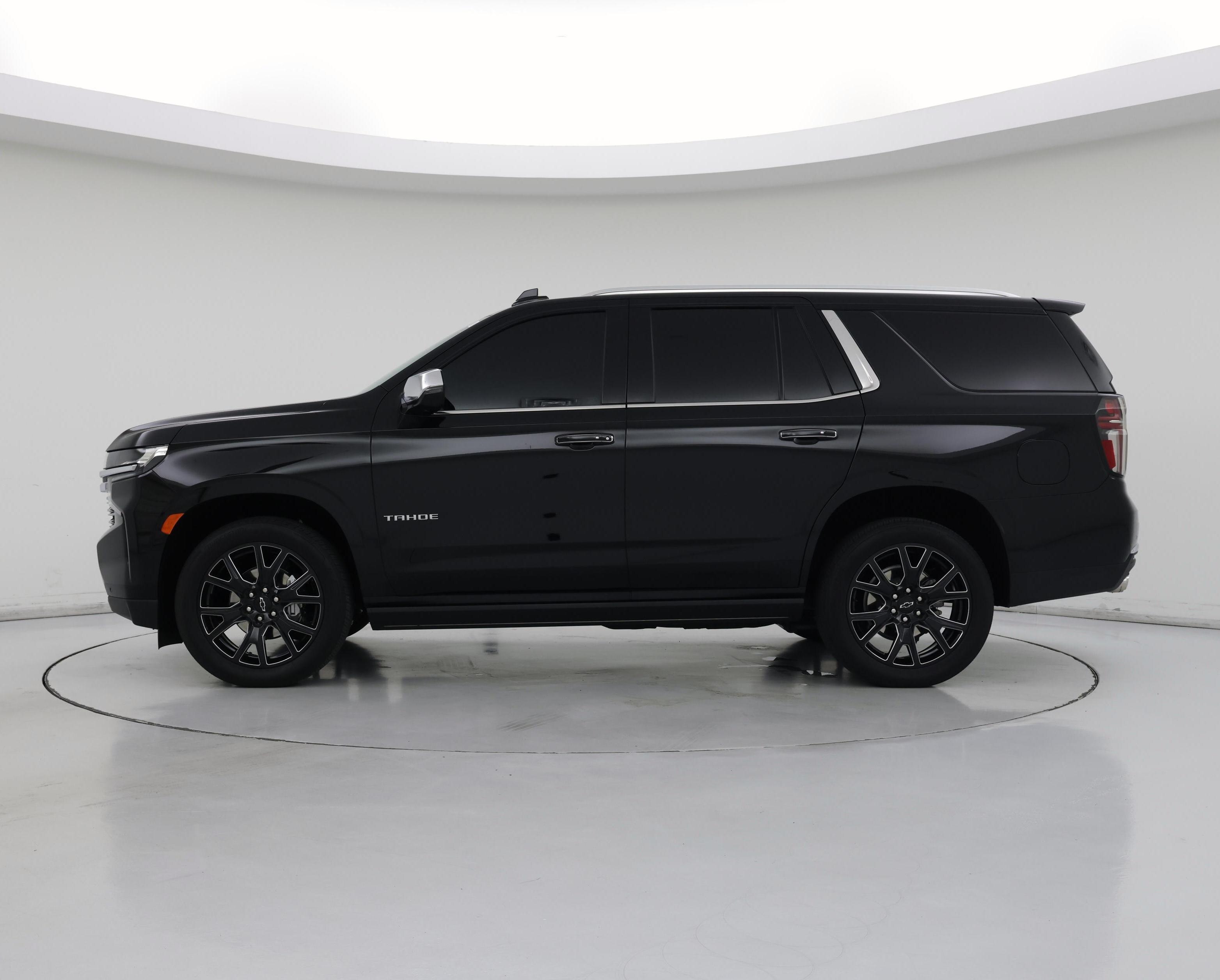 Thumbnail: 2023 Chevrolet Tahoe - 3