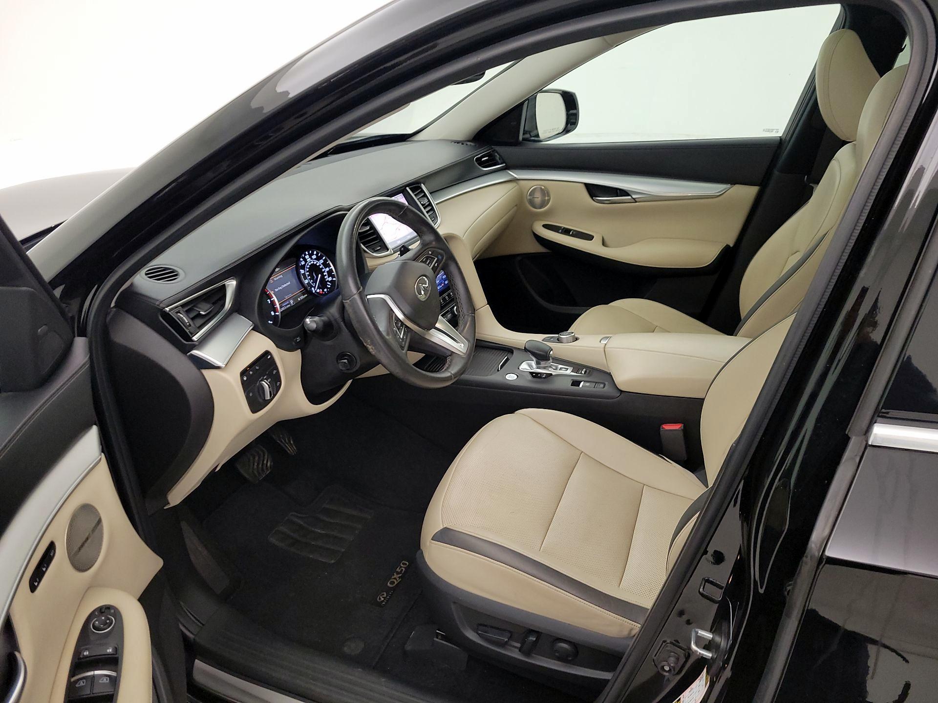 Thumbnail: 2019 INFINITI QX50 - 11