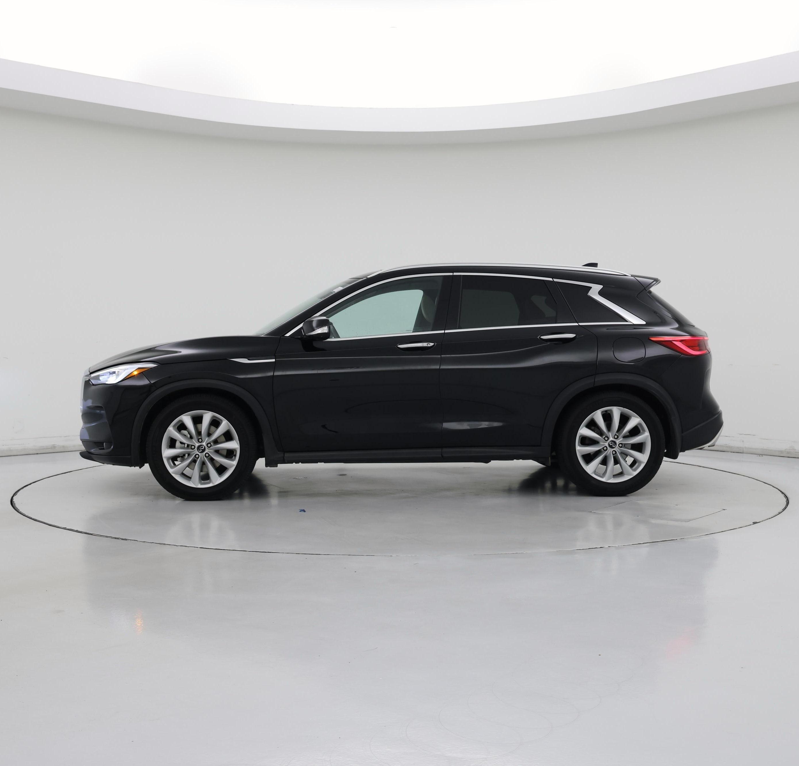 Thumbnail: 2019 INFINITI QX50 - 3