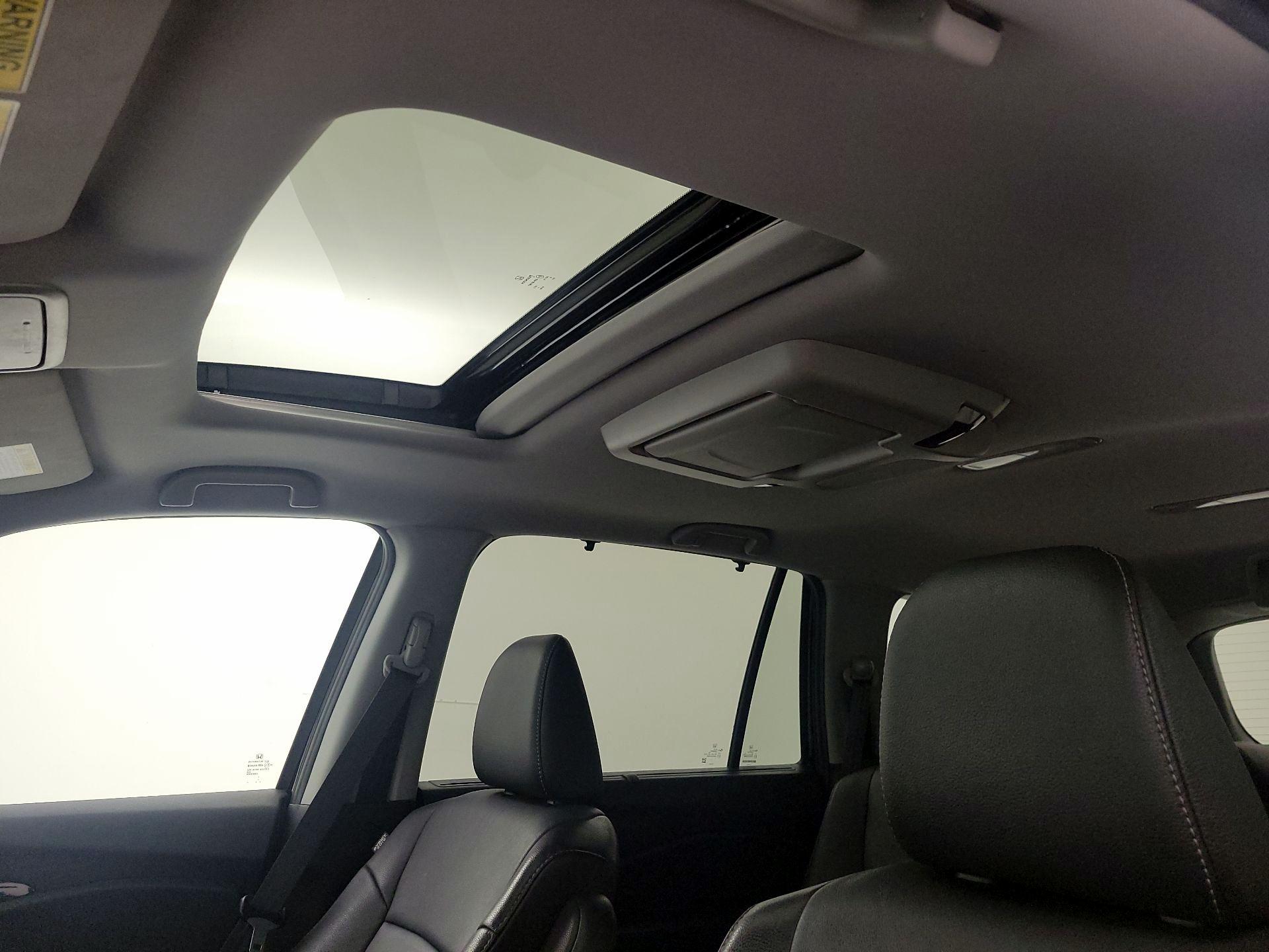 Thumbnail: 2021 Honda Pilot - 19
