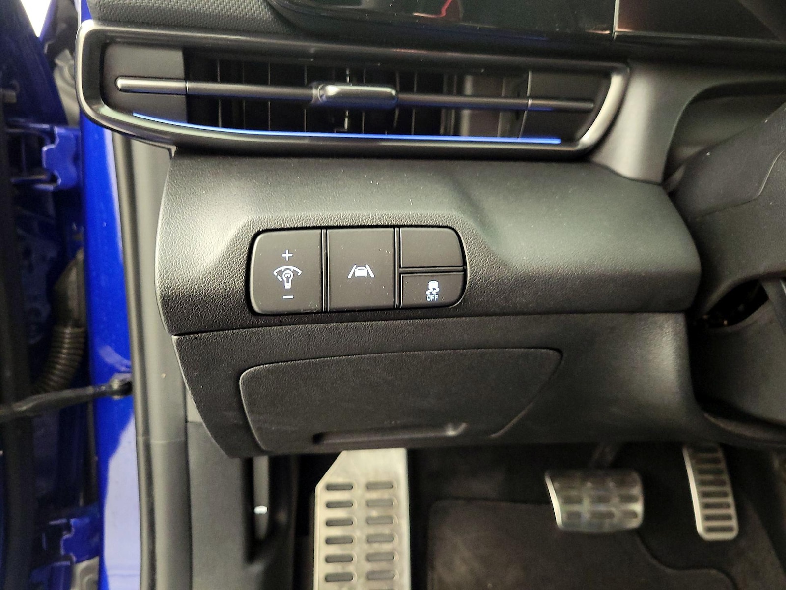 2022 Hyundai Elantra N - Photo 14