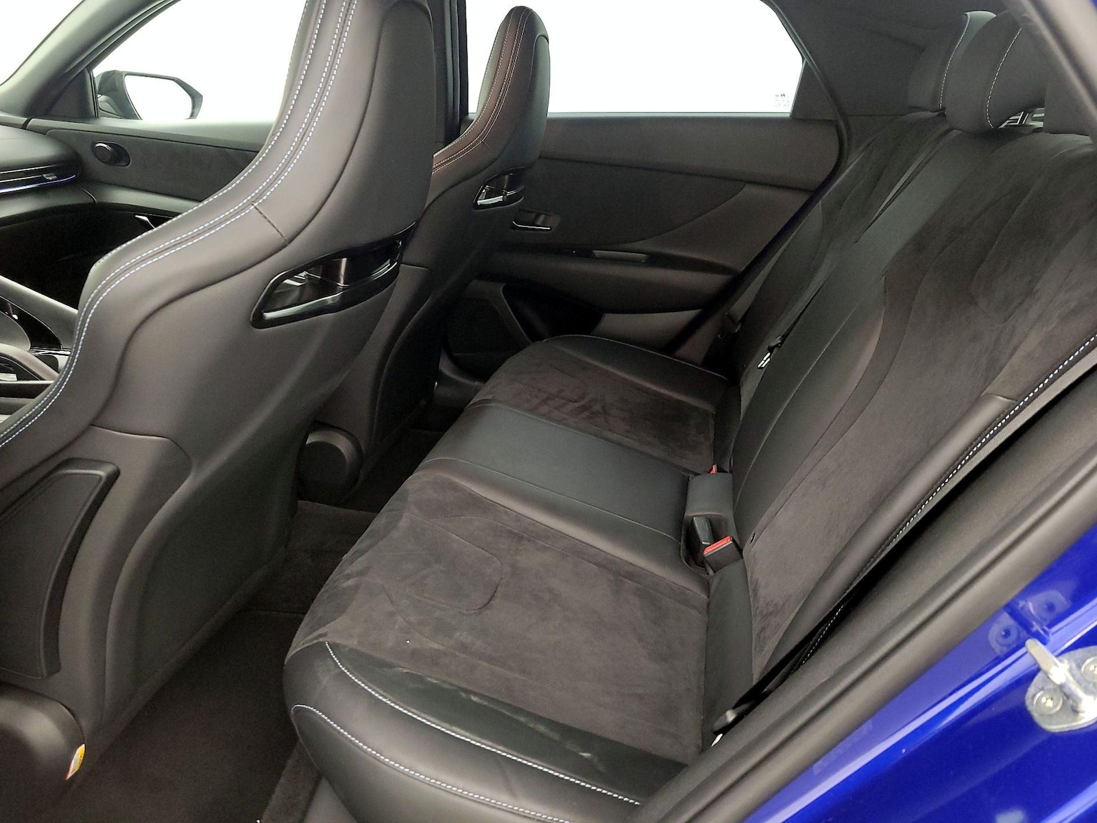 2022 Hyundai Elantra N - Photo 22