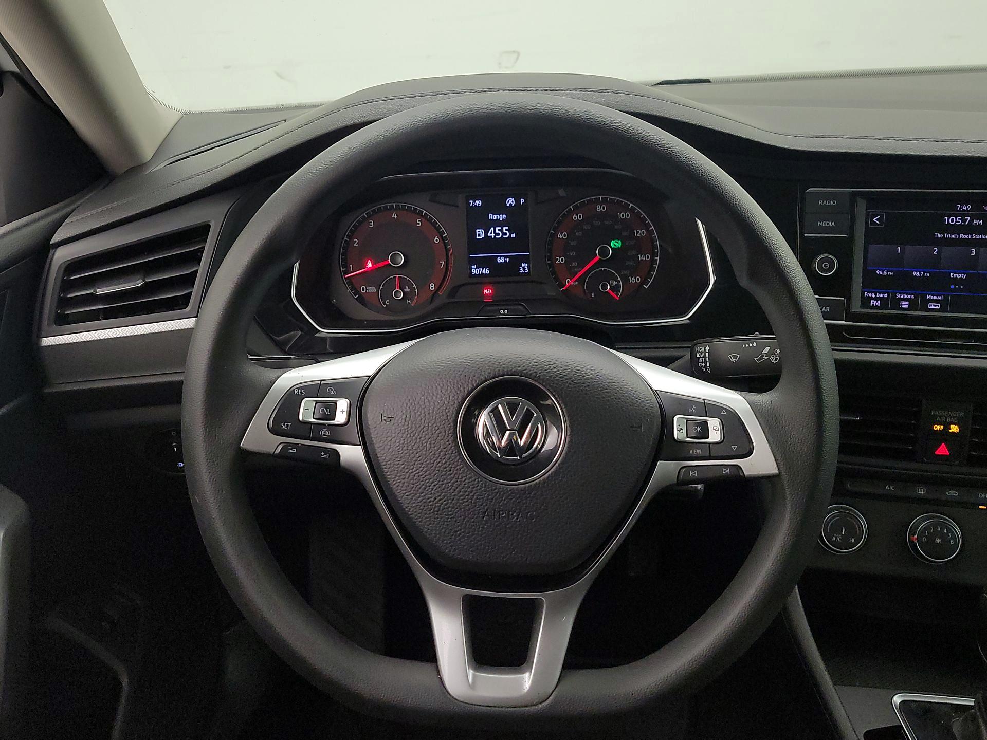 Thumbnail: 2019 Volkswagen Jetta - 10