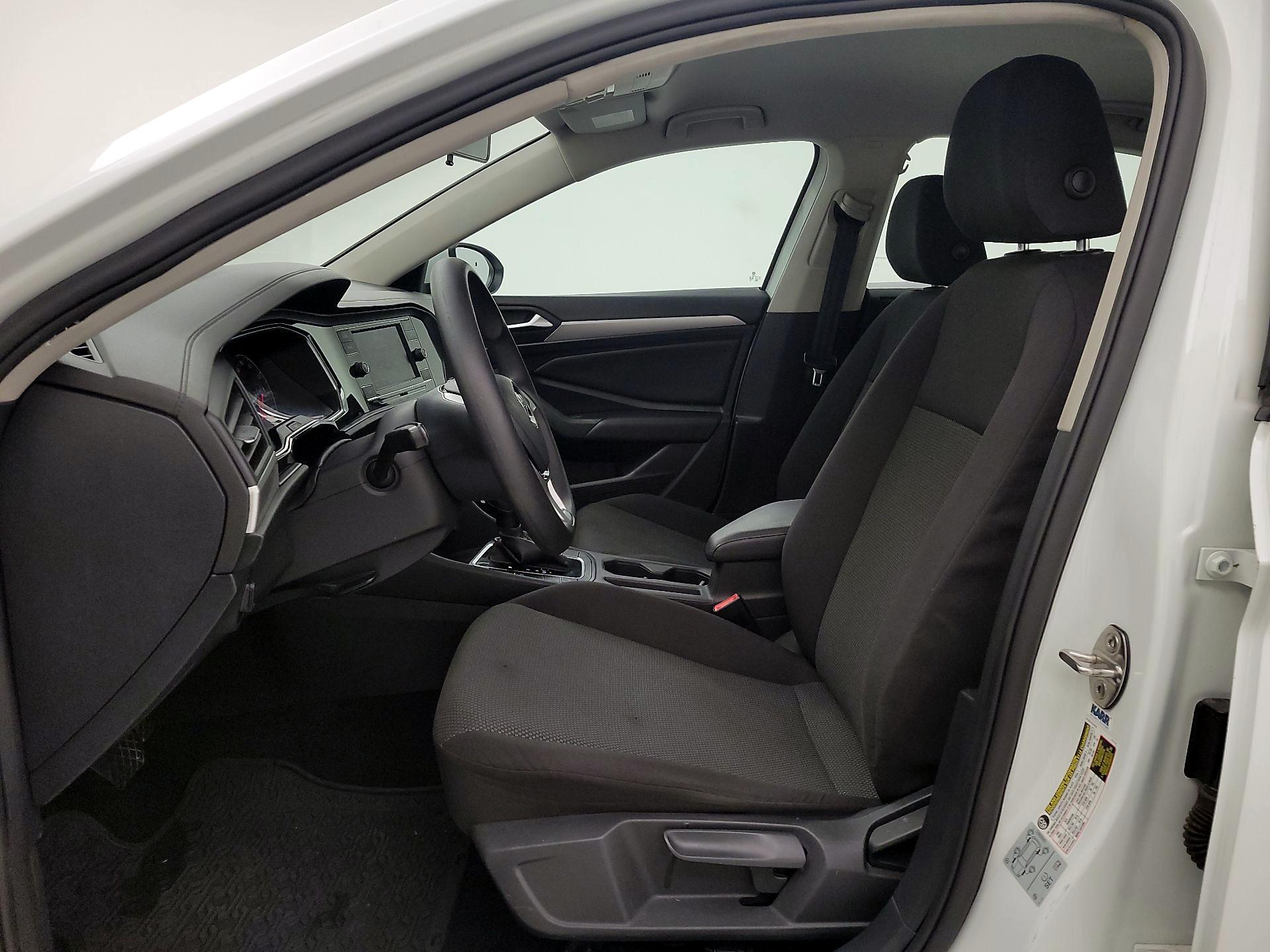 Thumbnail: 2019 Volkswagen Jetta - 11