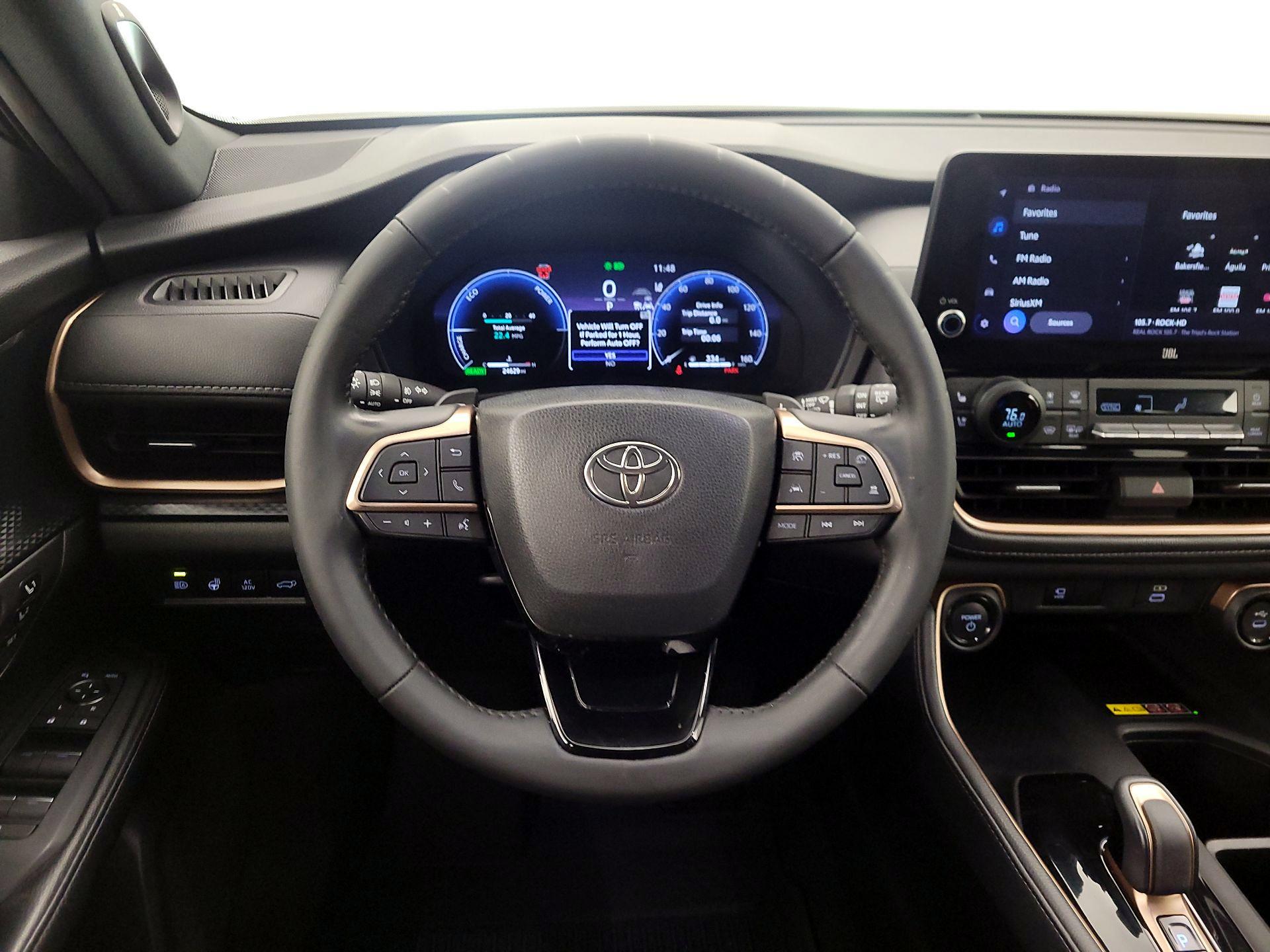 Thumbnail: 2024 Toyota Highlander - 10