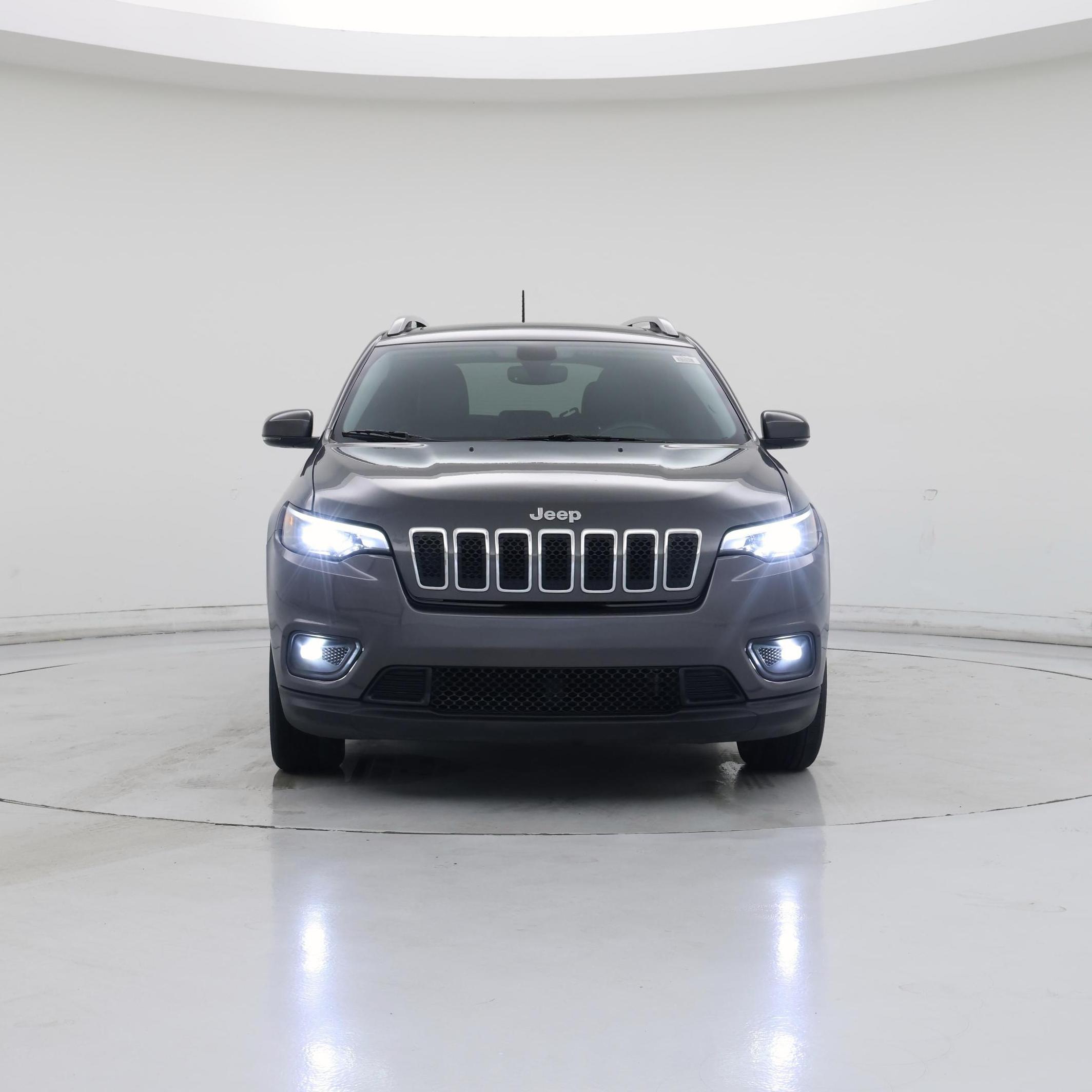 Thumbnail: 2019 Jeep Cherokee - 5
