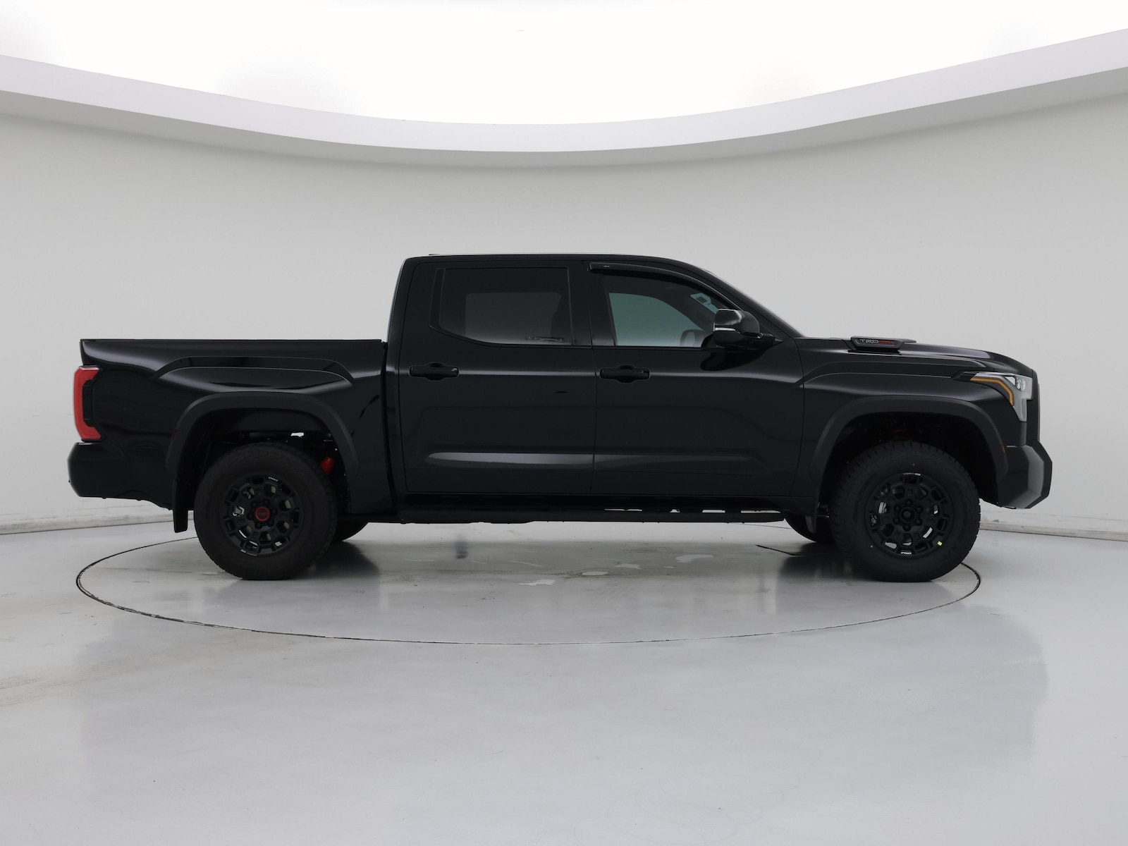 2025 Toyota Tundra TRD Pro - Photo 8