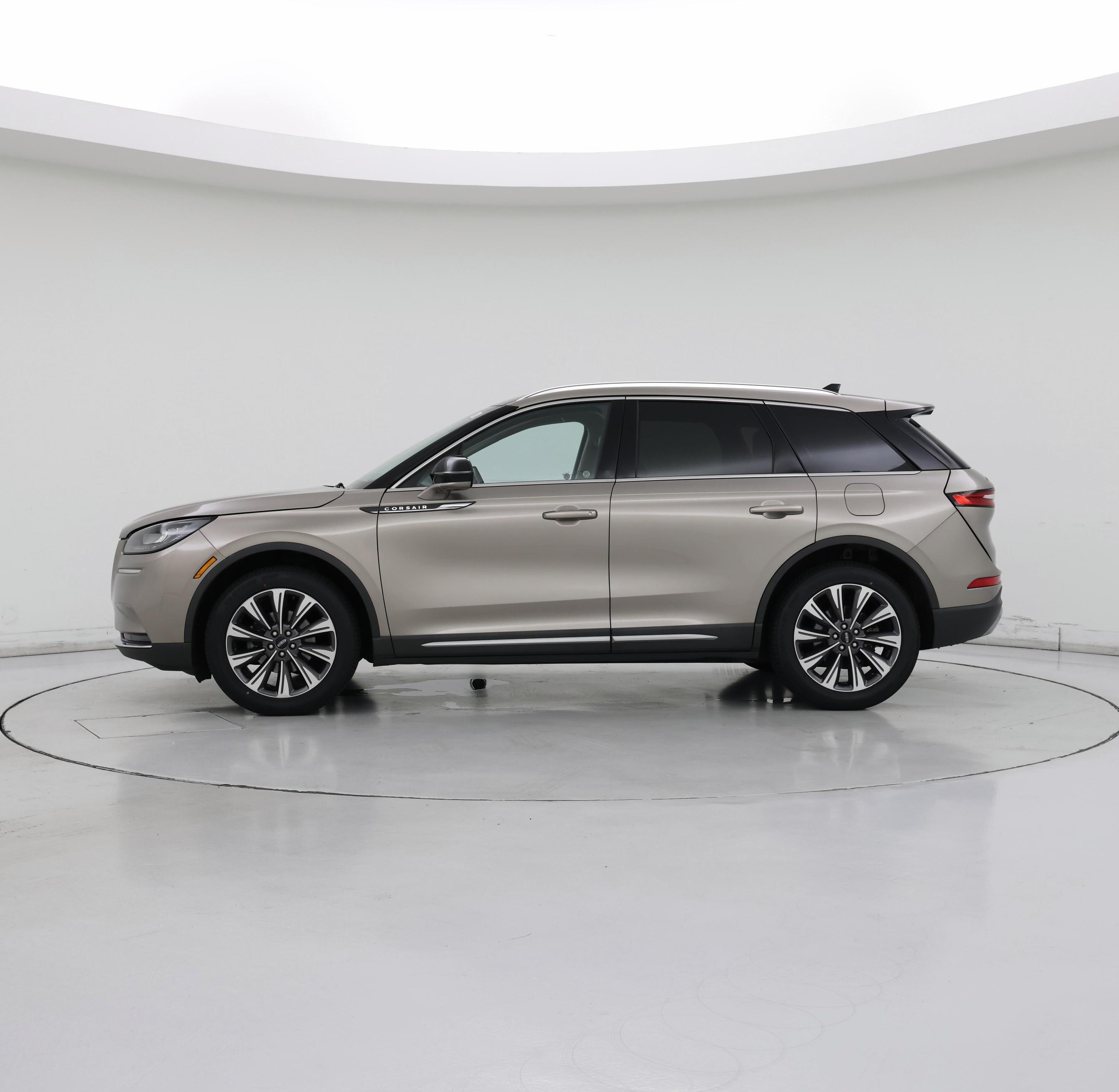Thumbnail: 2020 Lincoln Corsair - 3