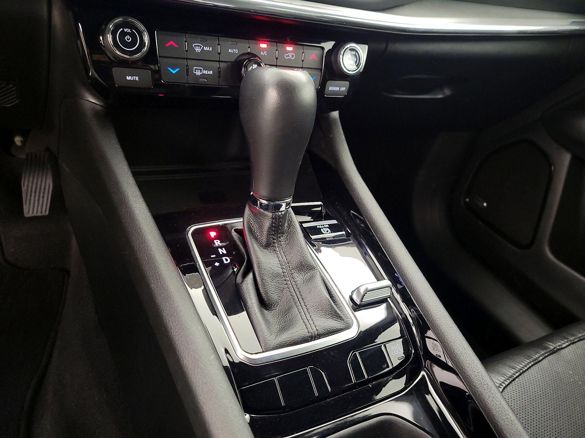 Thumbnail: 2022 Jeep Compass - 18
