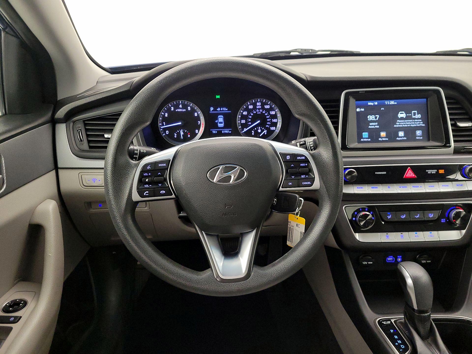 Thumbnail: 2019 Hyundai Sonata - 10