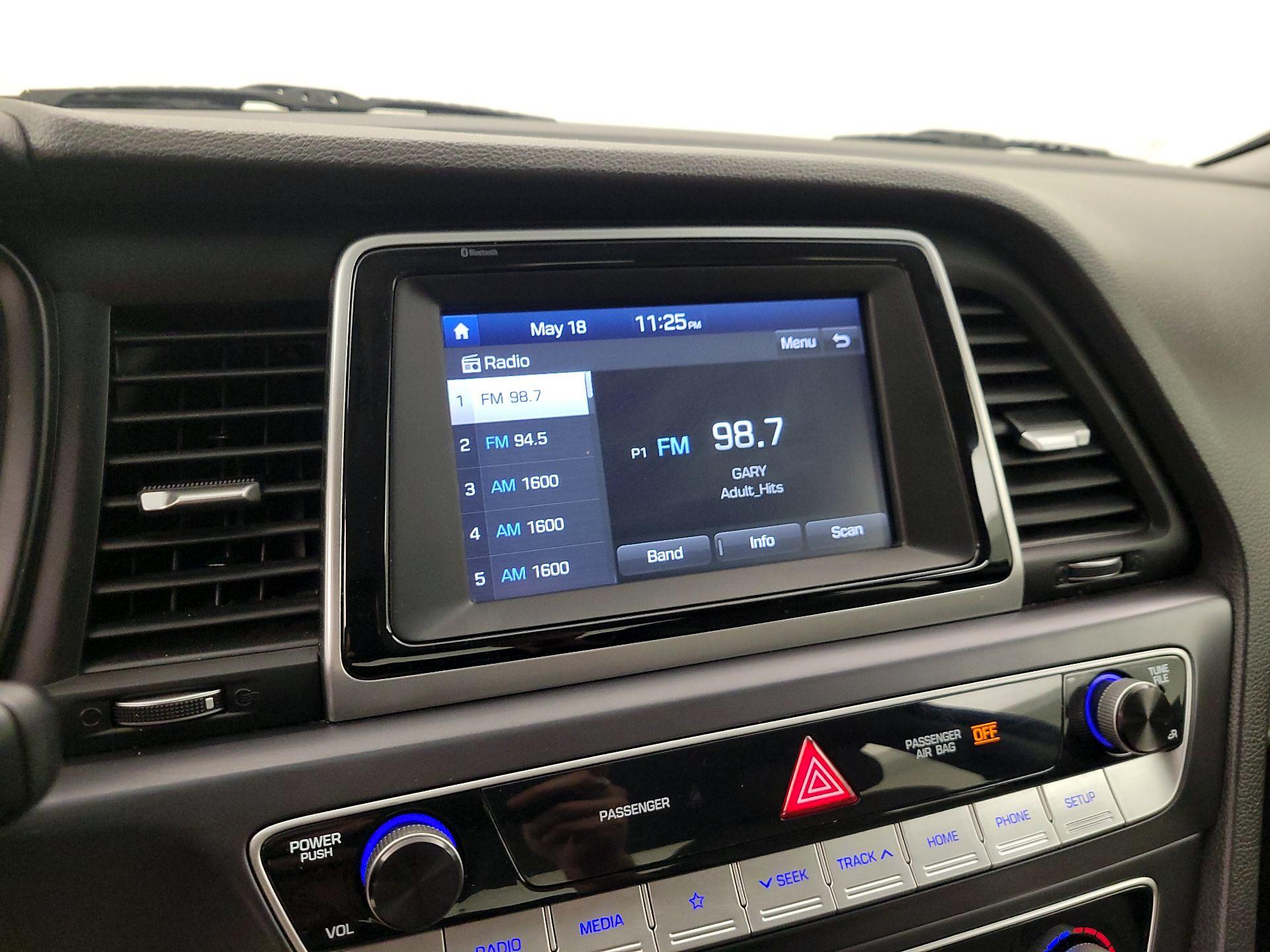 Thumbnail: 2019 Hyundai Sonata - 15
