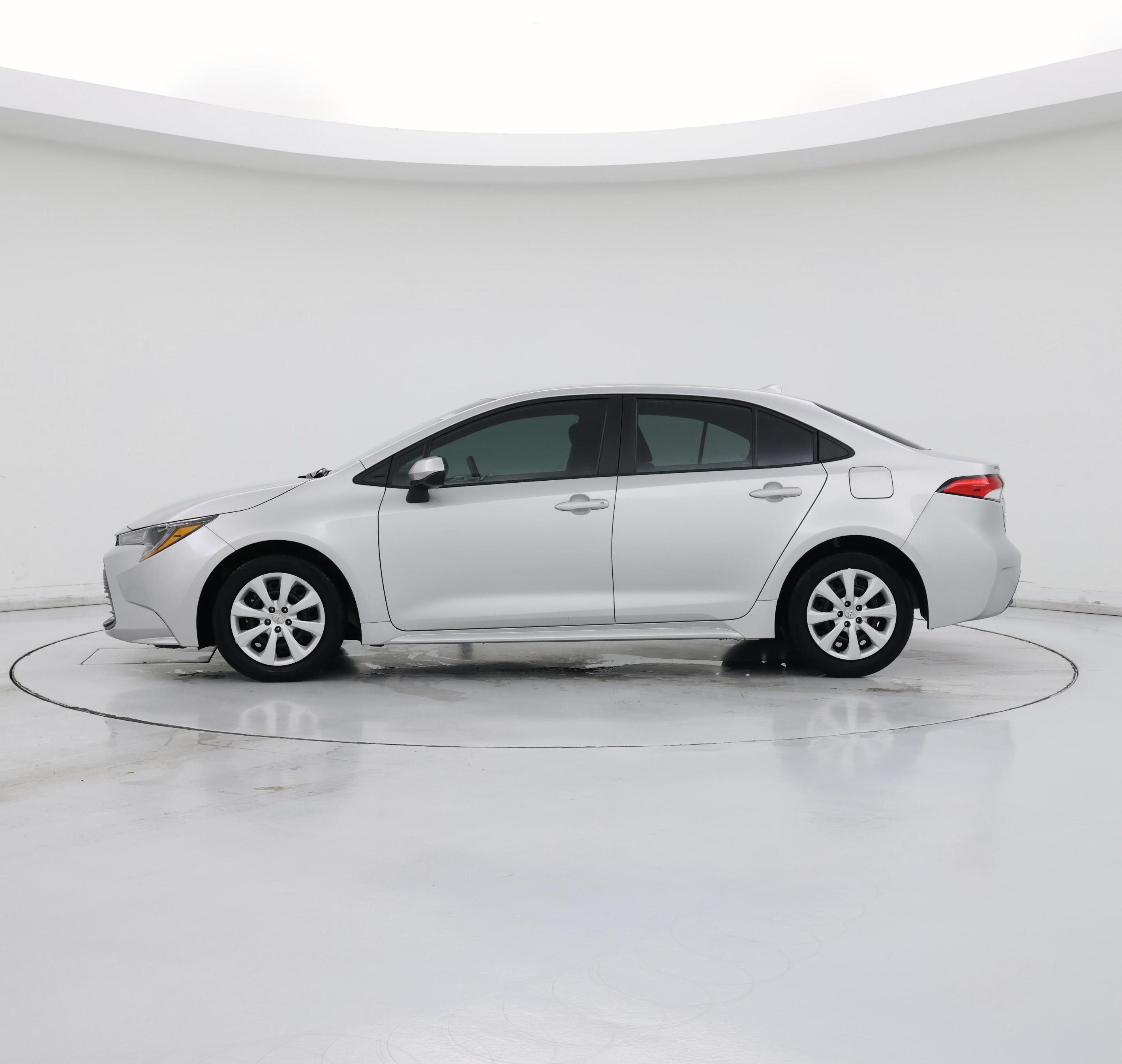 Thumbnail: 2024 Toyota Corolla - 3