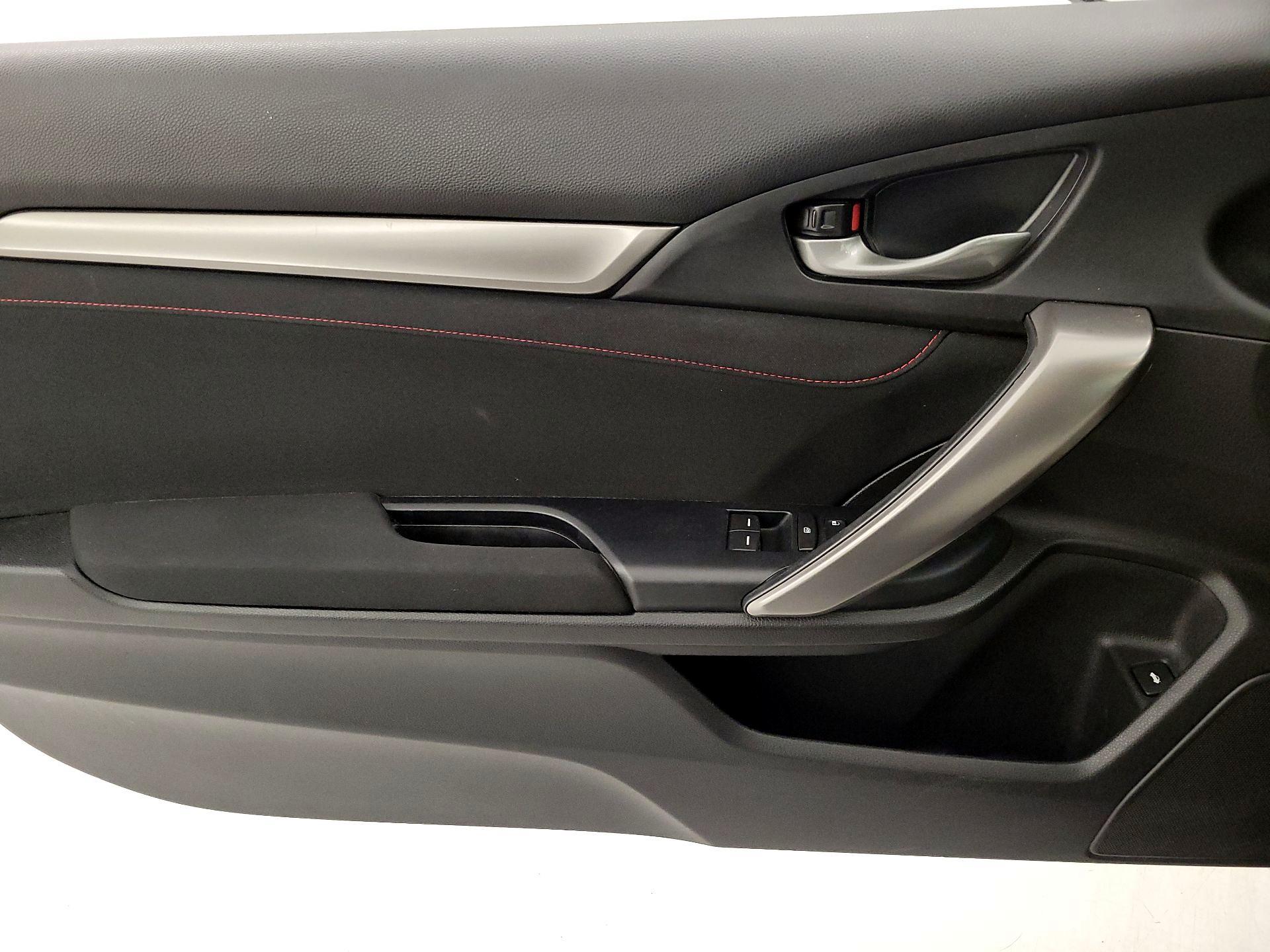 Thumbnail: 2019 Honda Civic - 12