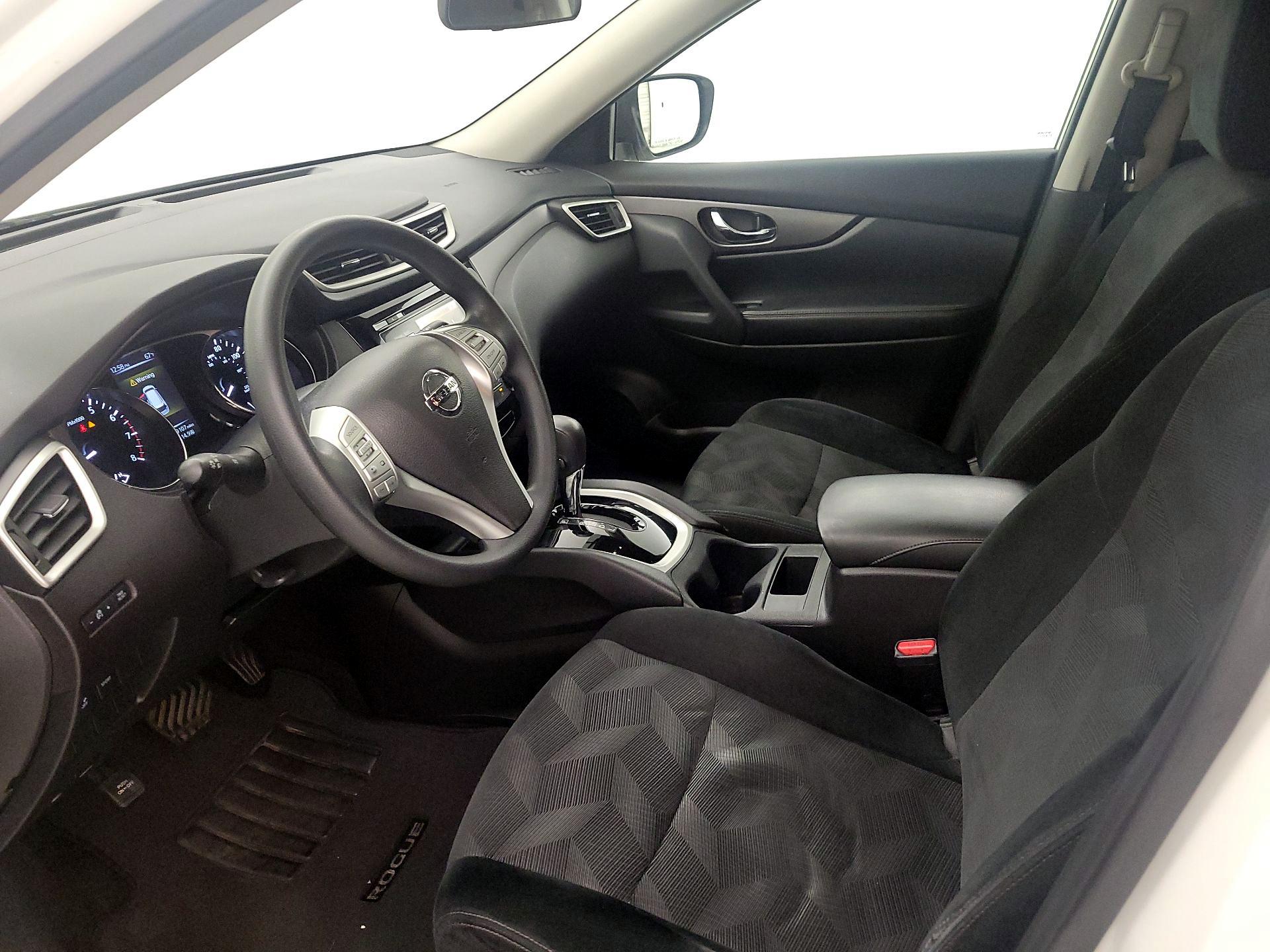 Thumbnail: 2016 Nissan Rogue - 11