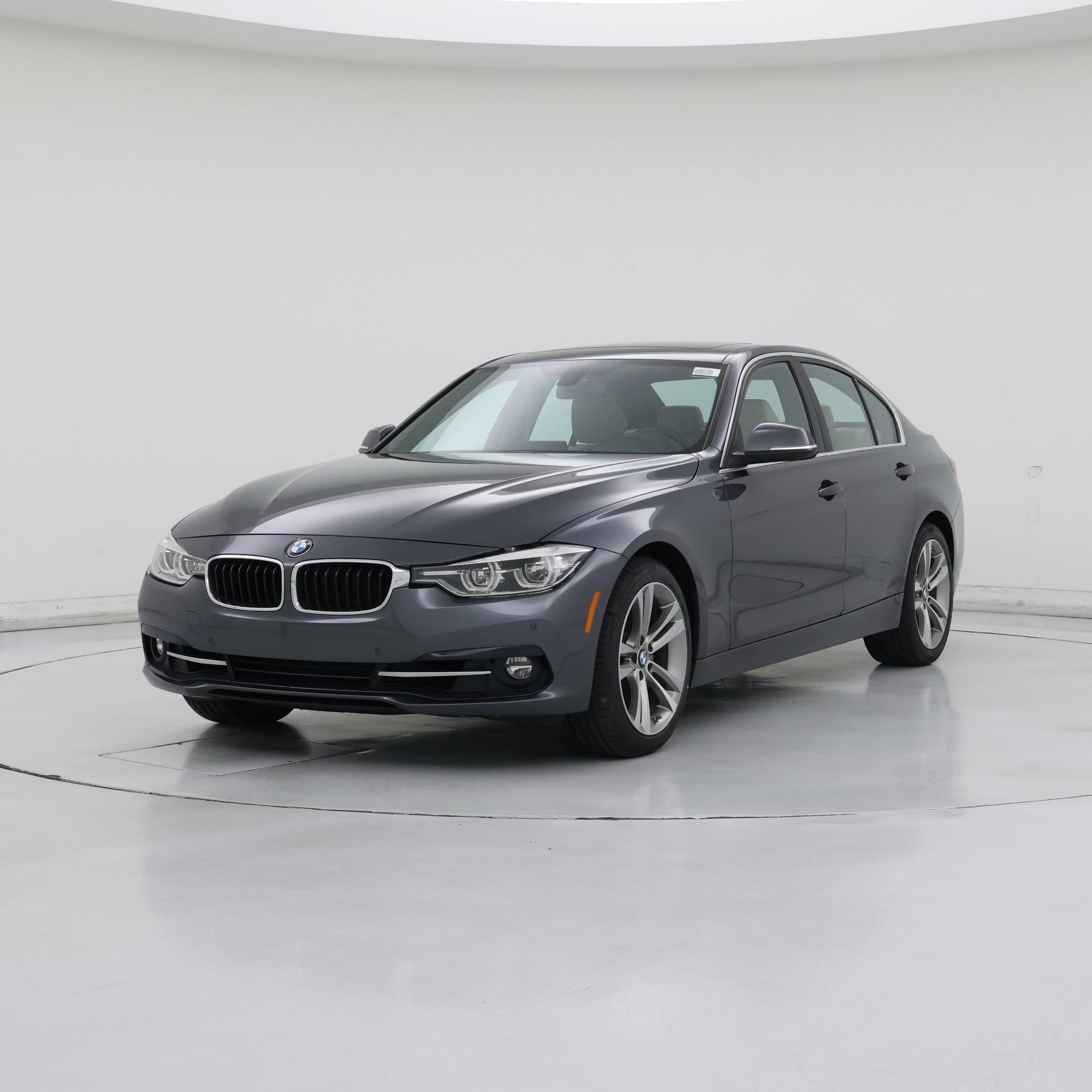 Thumbnail: 2017 BMW 3 Series - 4
