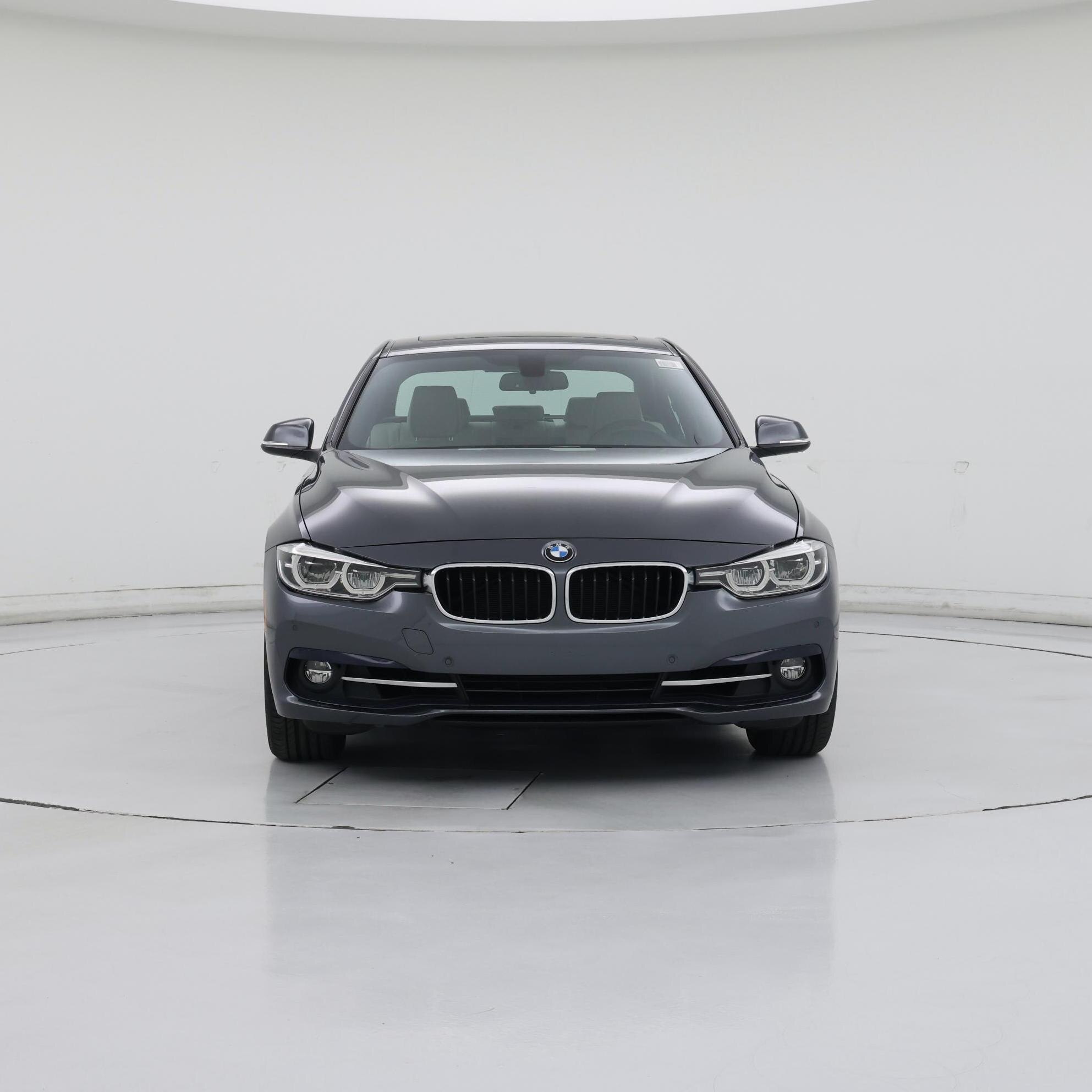 Thumbnail: 2017 BMW 3 Series - 5