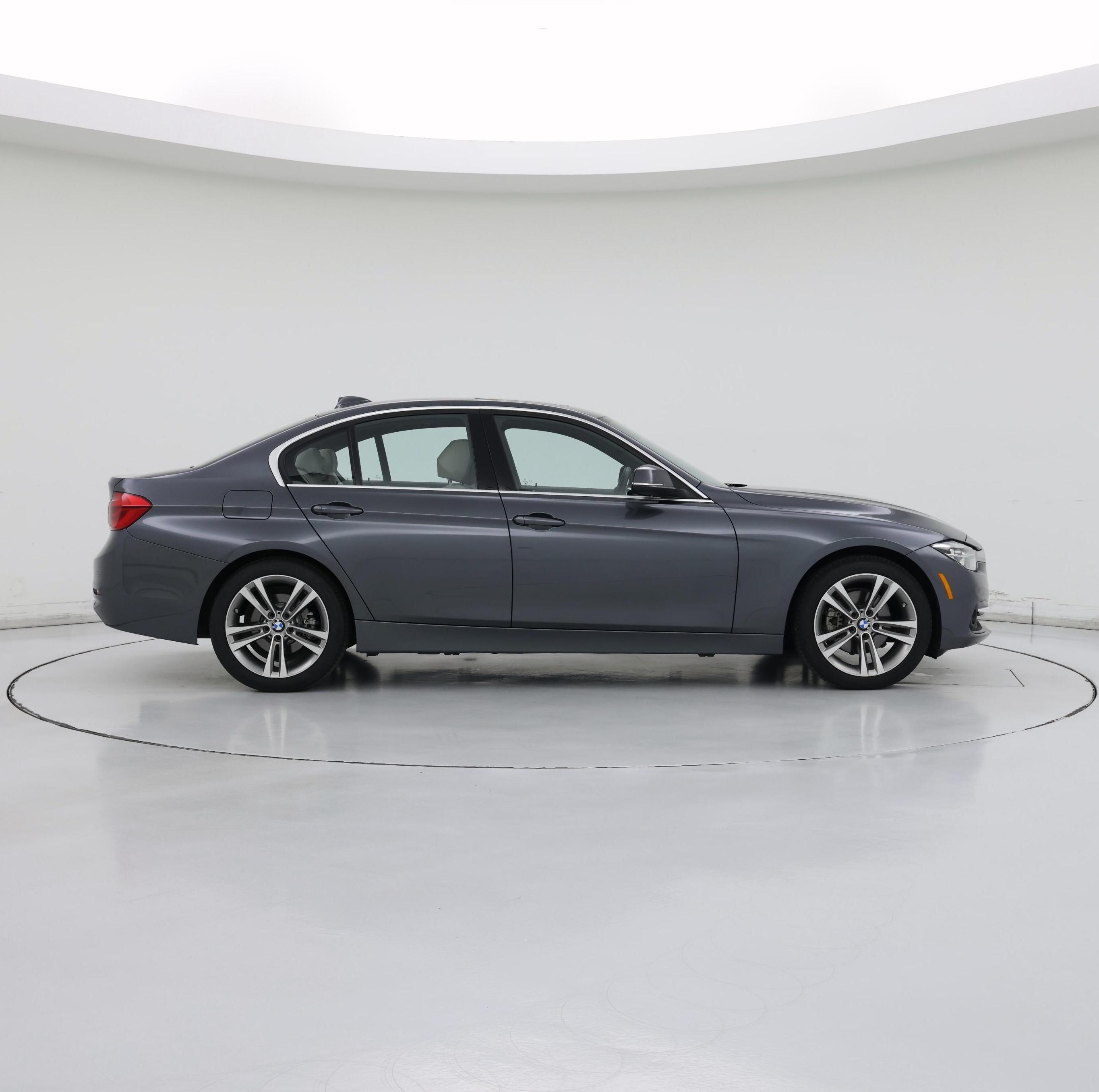 Thumbnail: 2017 BMW 3 Series - 7