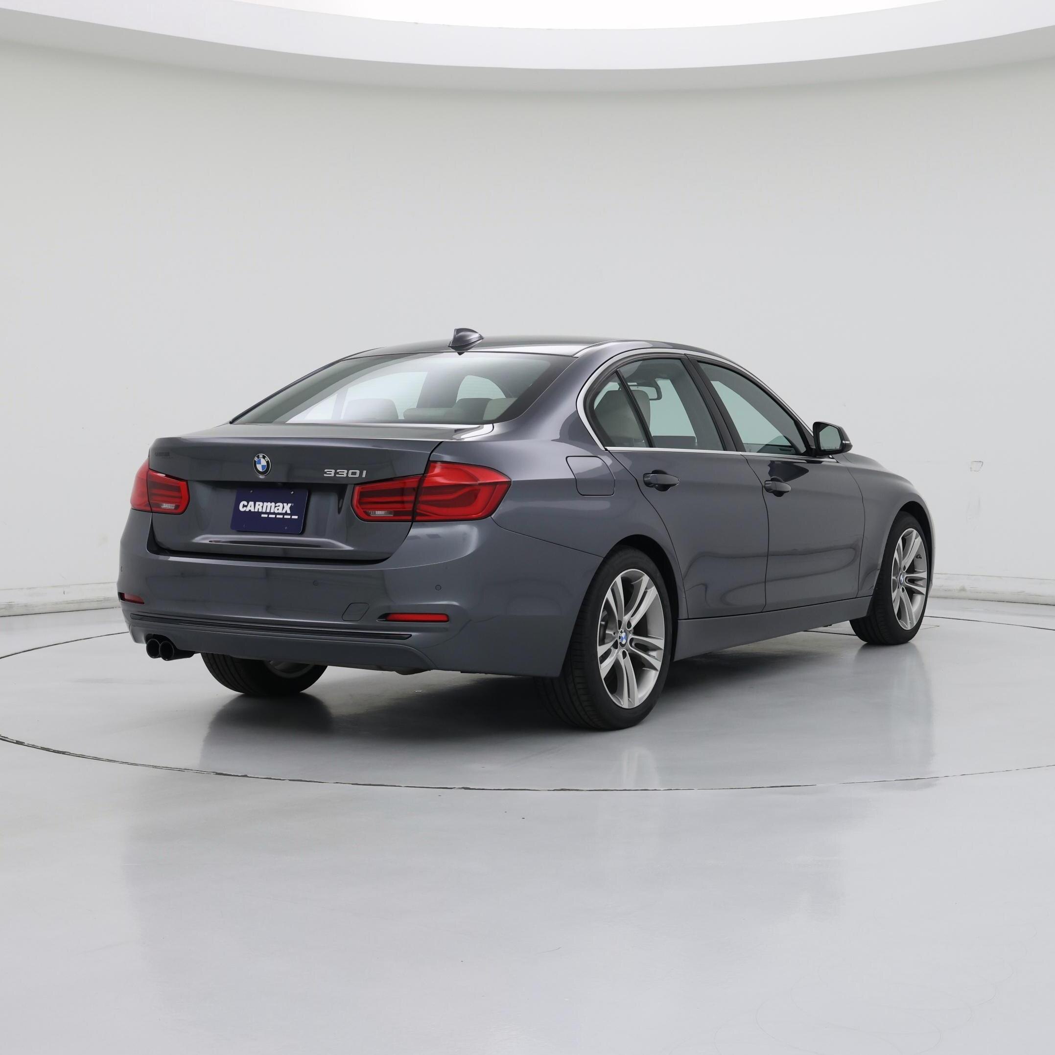 Thumbnail: 2017 BMW 3 Series - 8