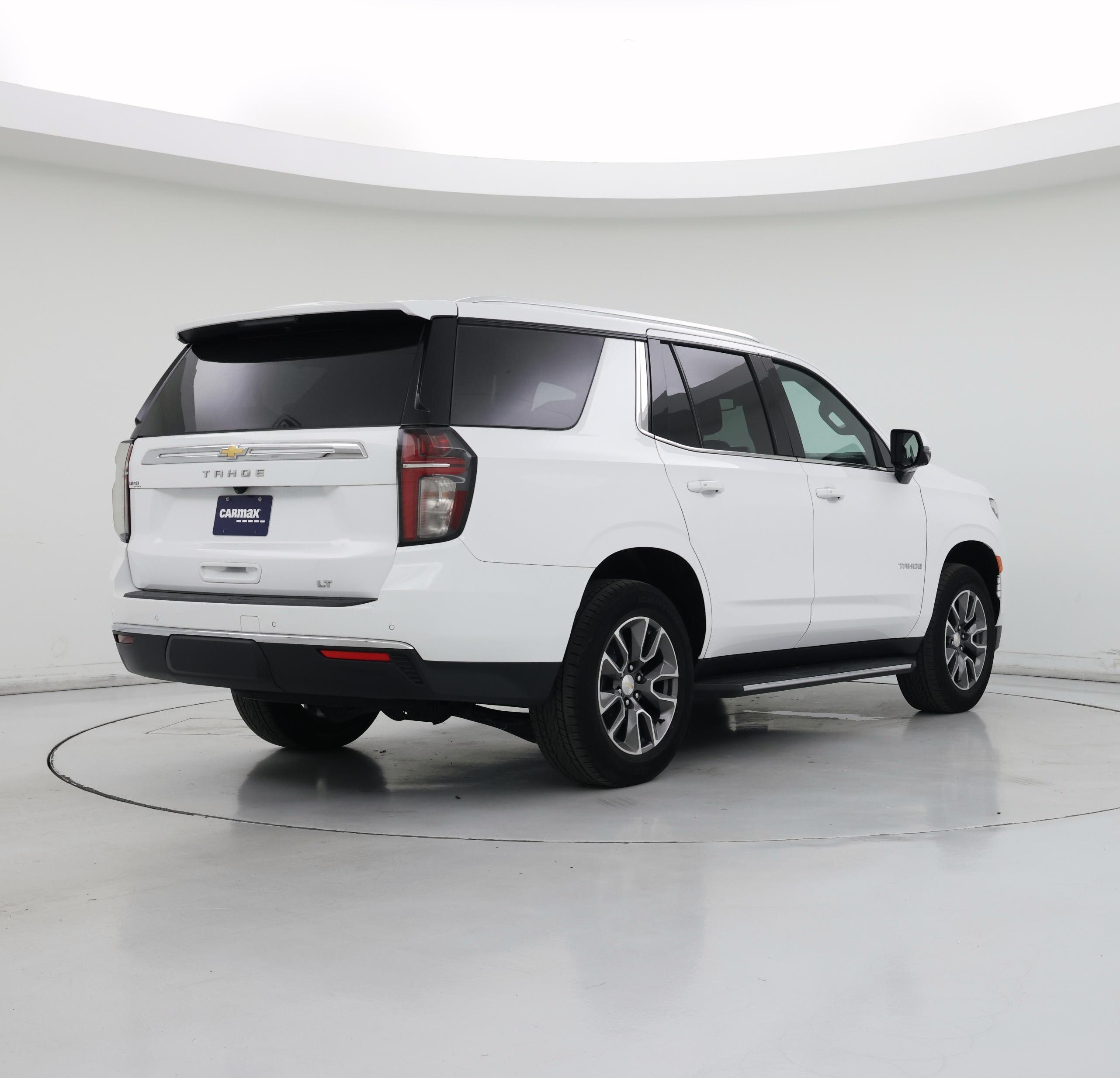 Thumbnail: 2023 Chevrolet Tahoe - 8