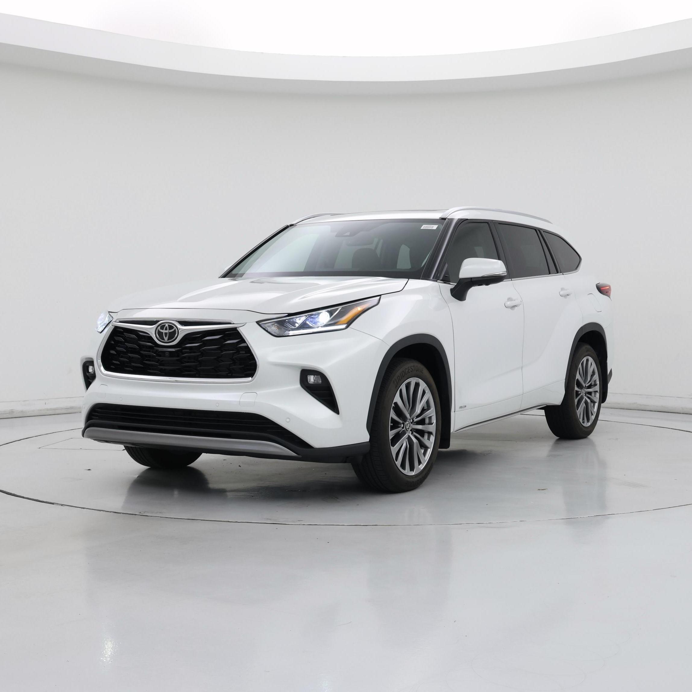 Thumbnail: 2025 Toyota Highlander - 4