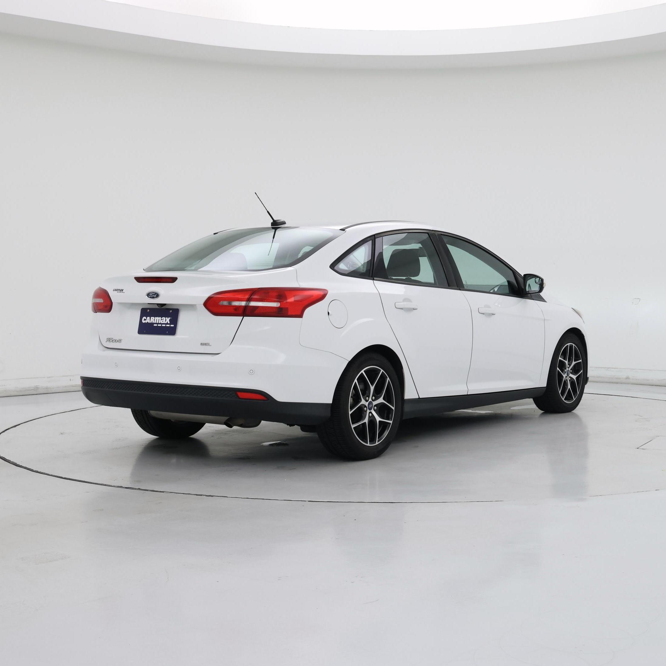 Thumbnail: 2018 Ford Focus - 8