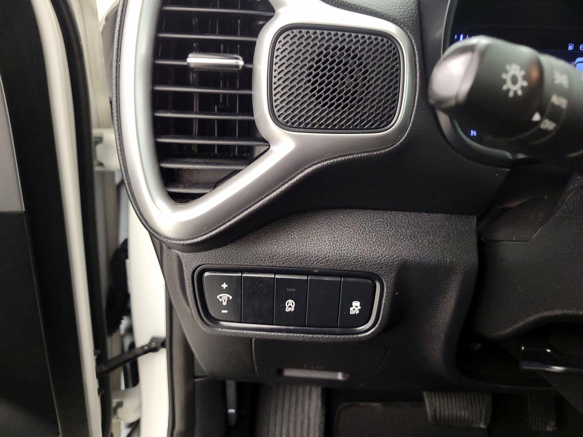 Thumbnail: 2021 Kia Soul - 13