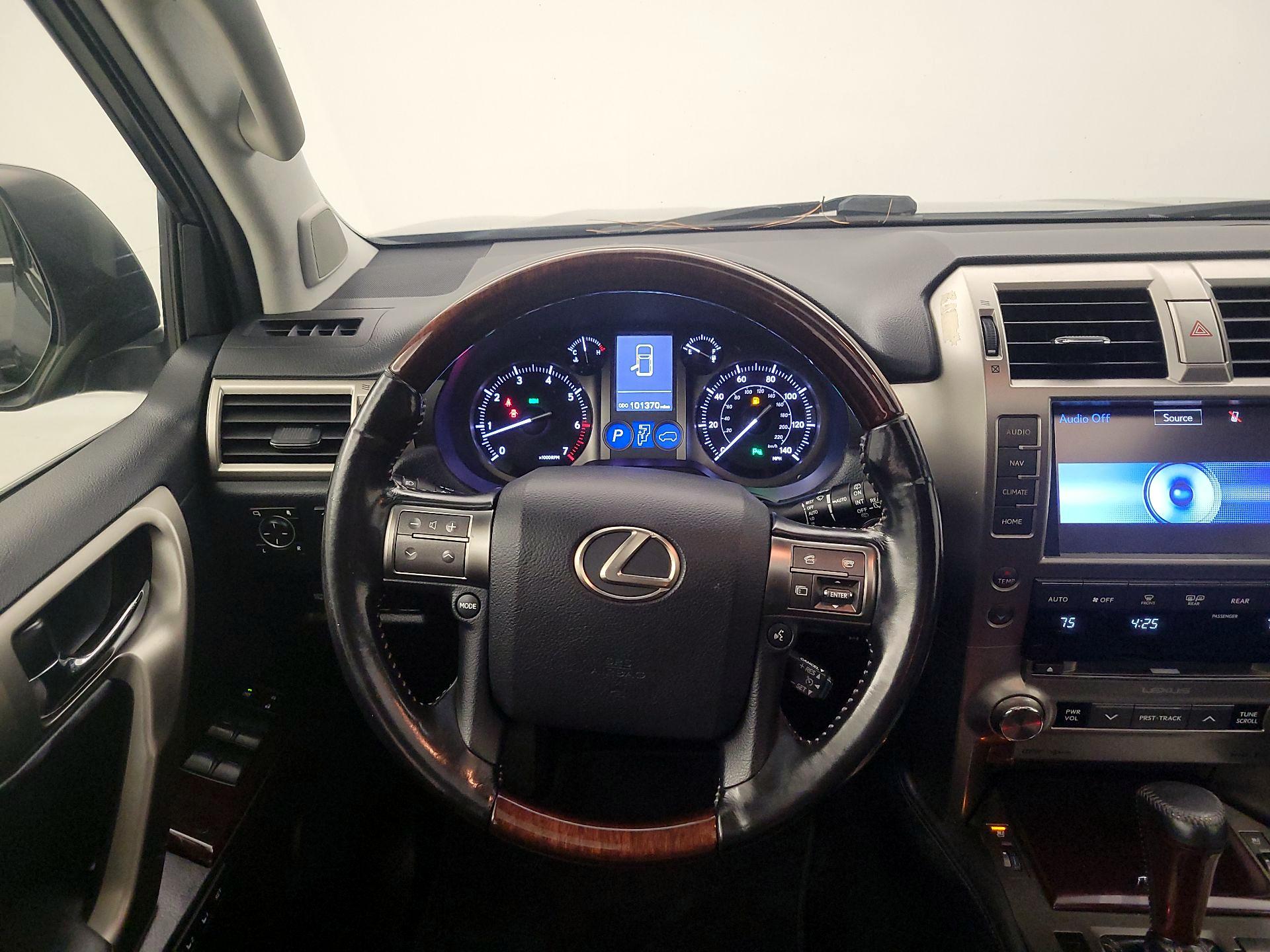 Thumbnail: 2017 Lexus GX - 10