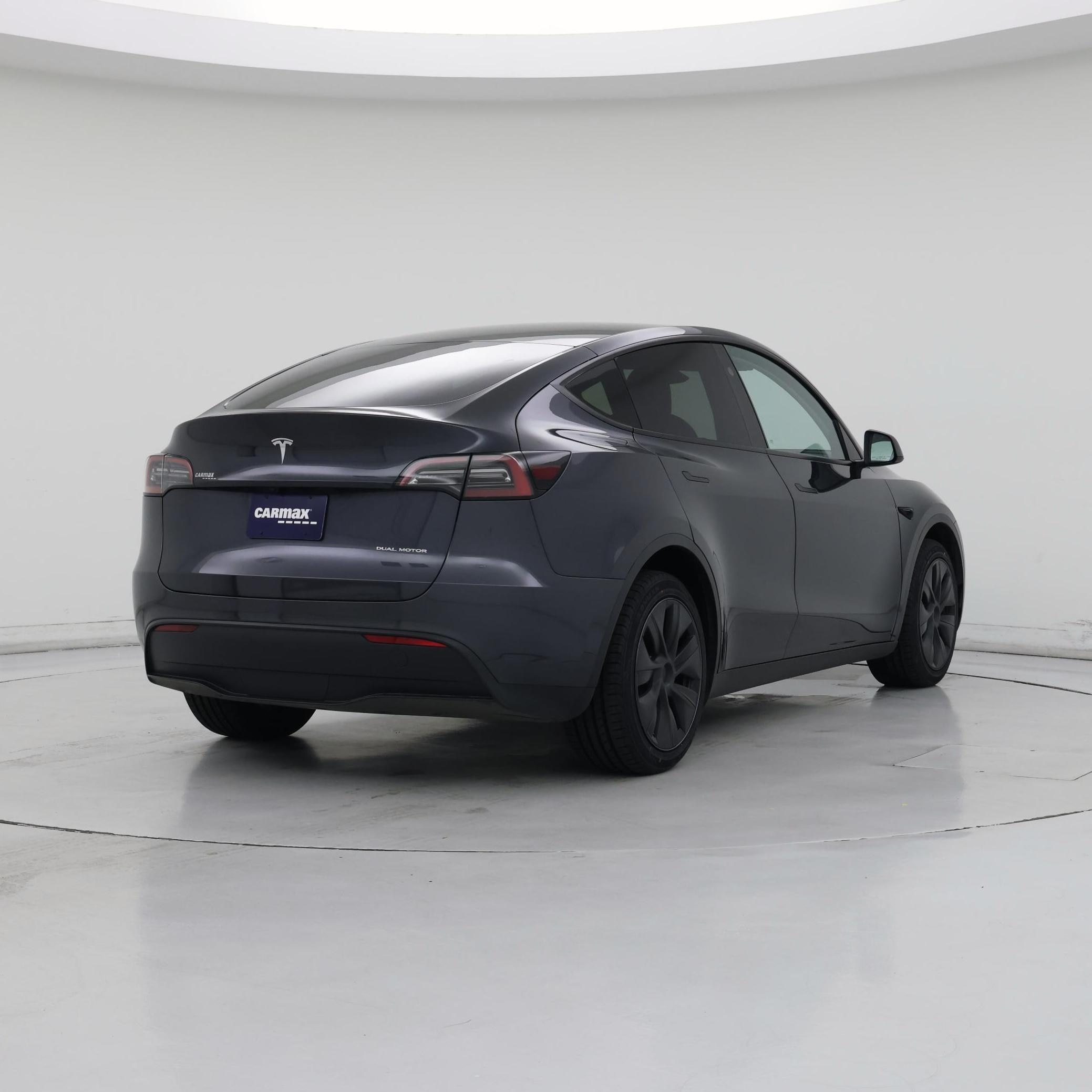 Thumbnail: 2024 Tesla Model Y - 8