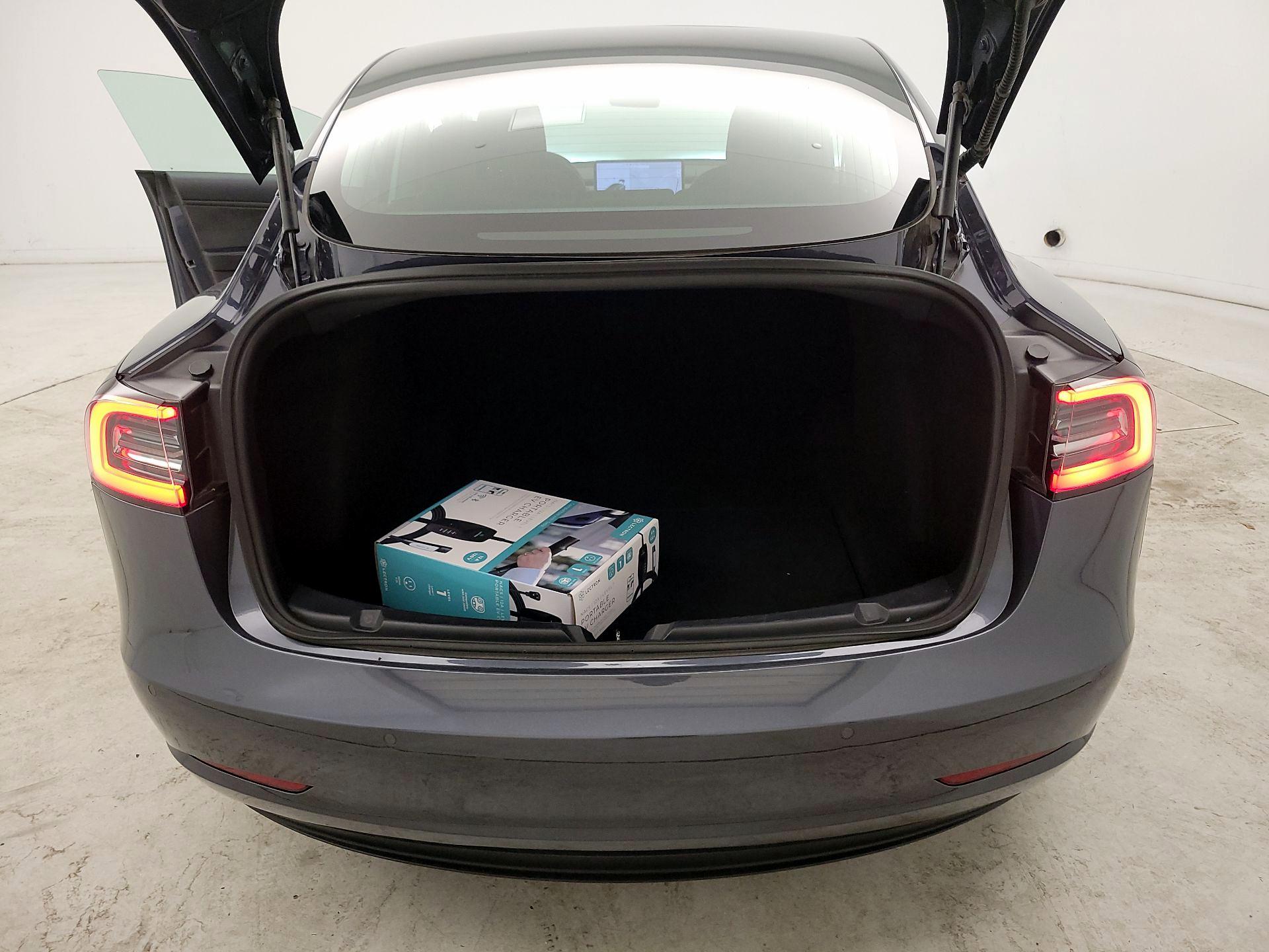 Thumbnail: 2020 Tesla Model 3 - 16