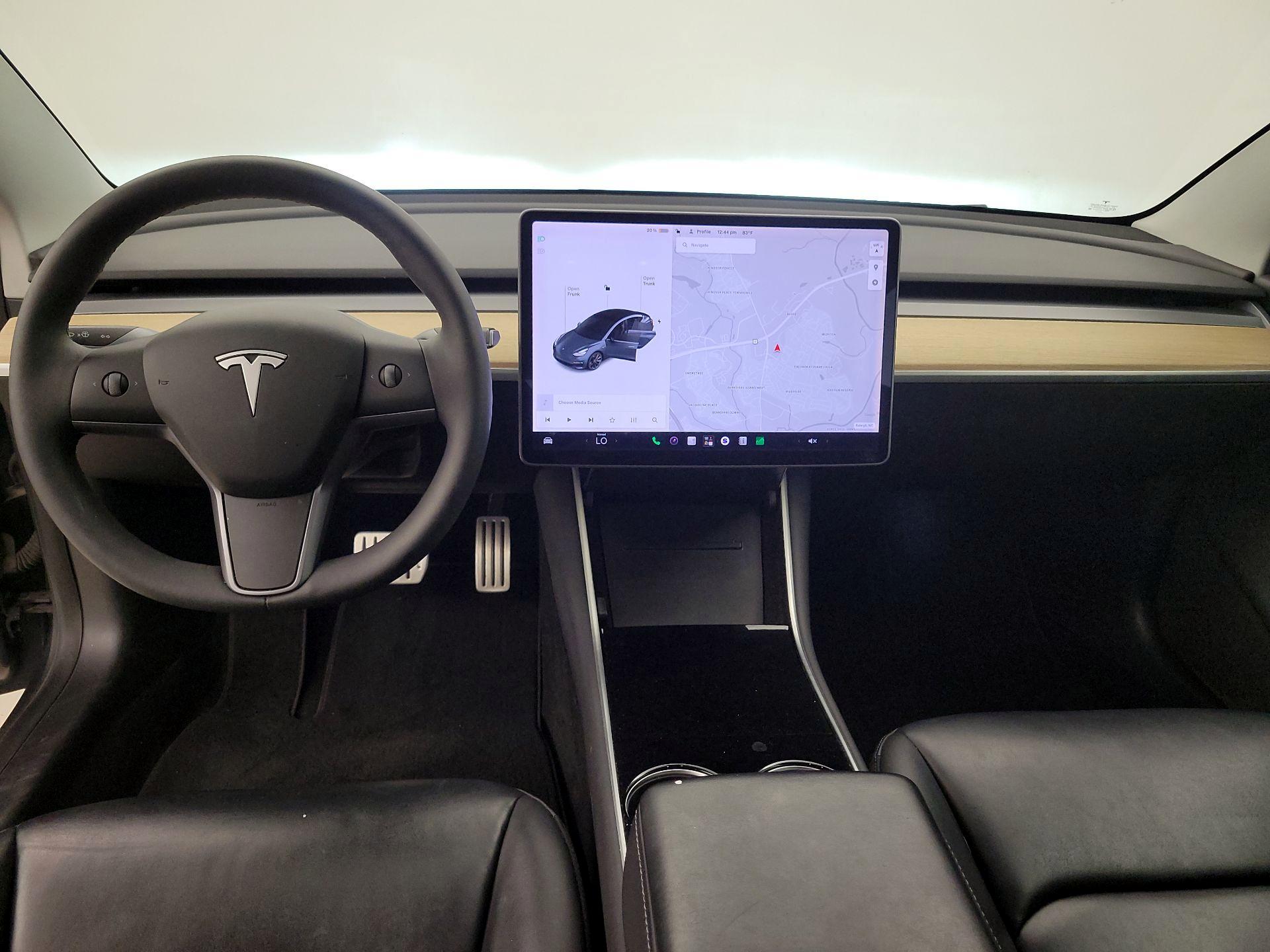 Thumbnail: 2020 Tesla Model 3 - 8