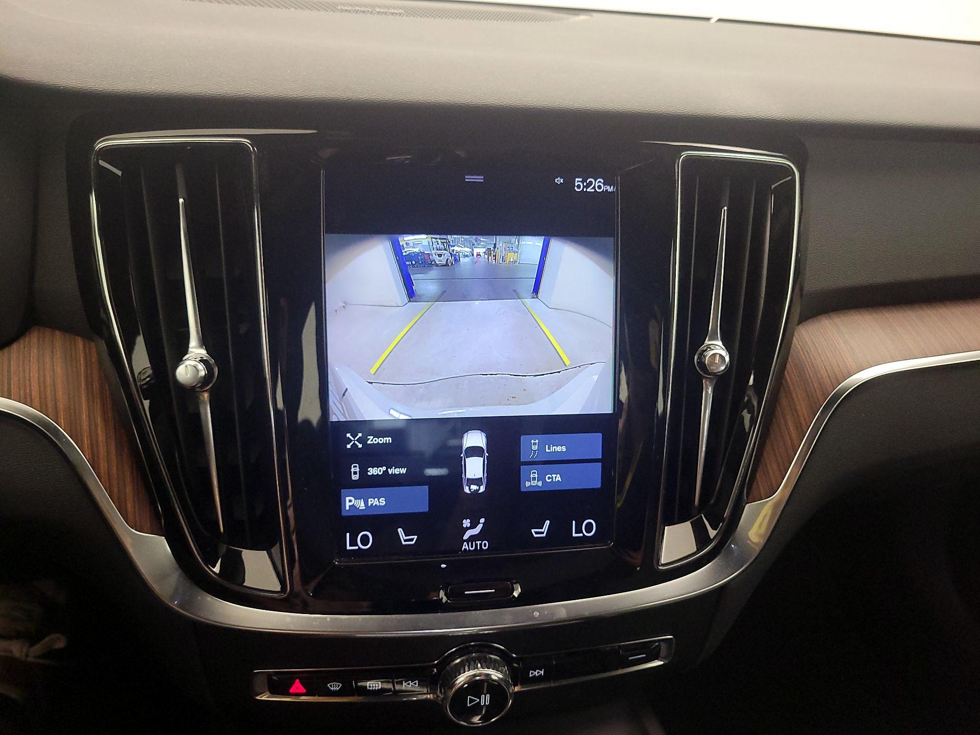 Thumbnail: 2020 Volvo S60 - 15