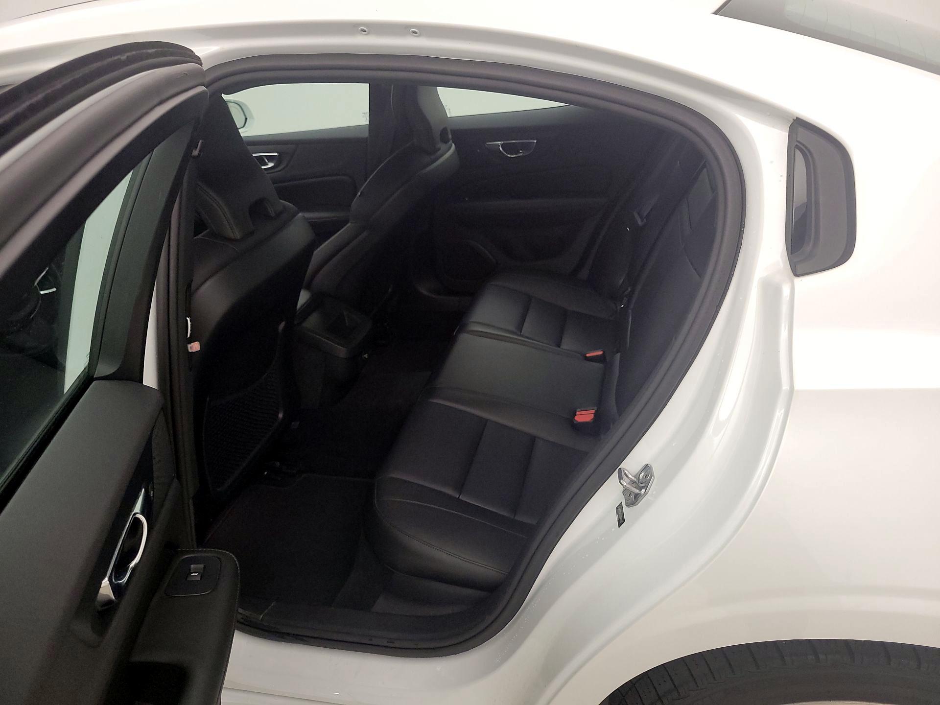 Thumbnail: 2020 Volvo S60 - 20