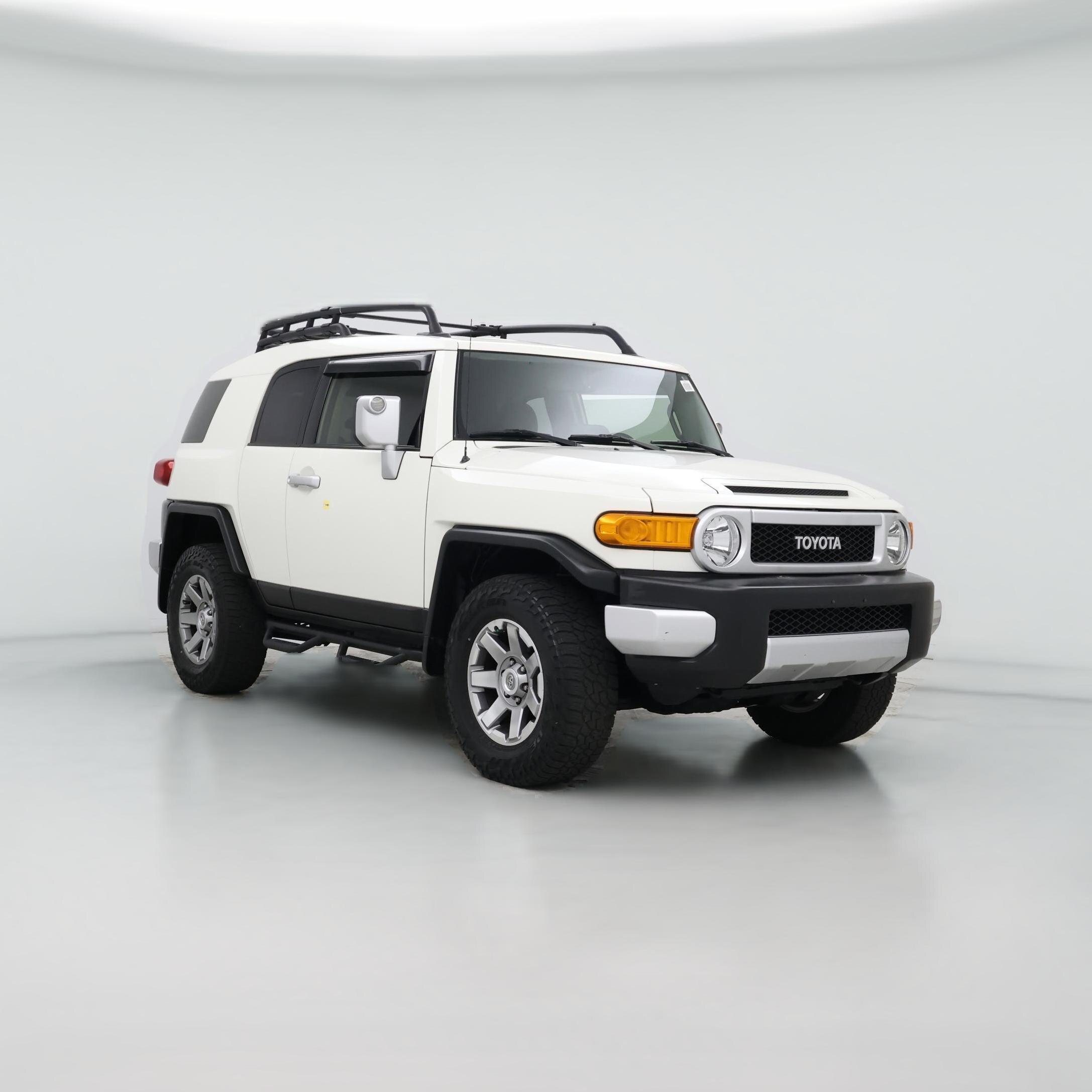 Thumbnail: 2014 Toyota FJ Cruiser - 1