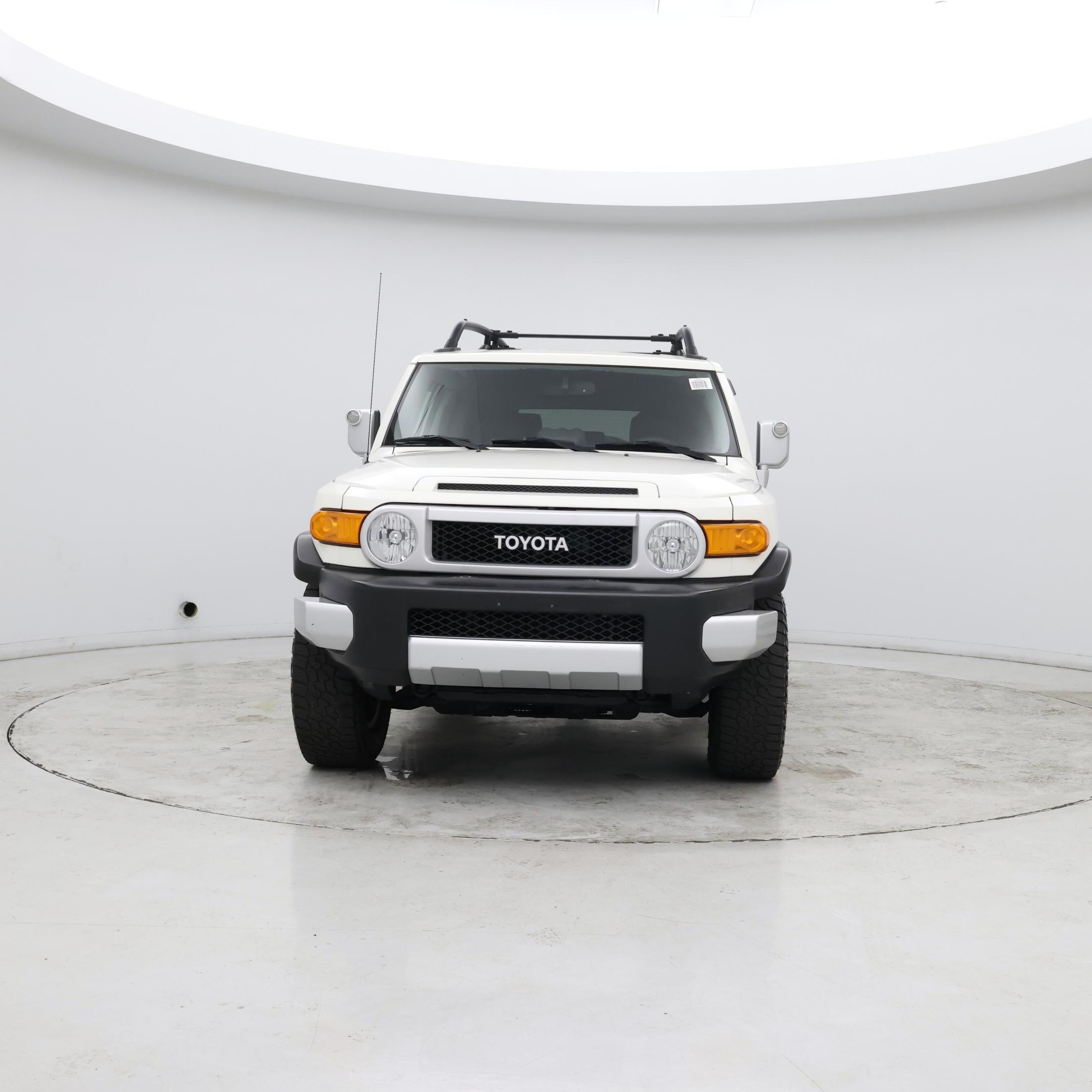 Thumbnail: 2014 Toyota FJ Cruiser - 4