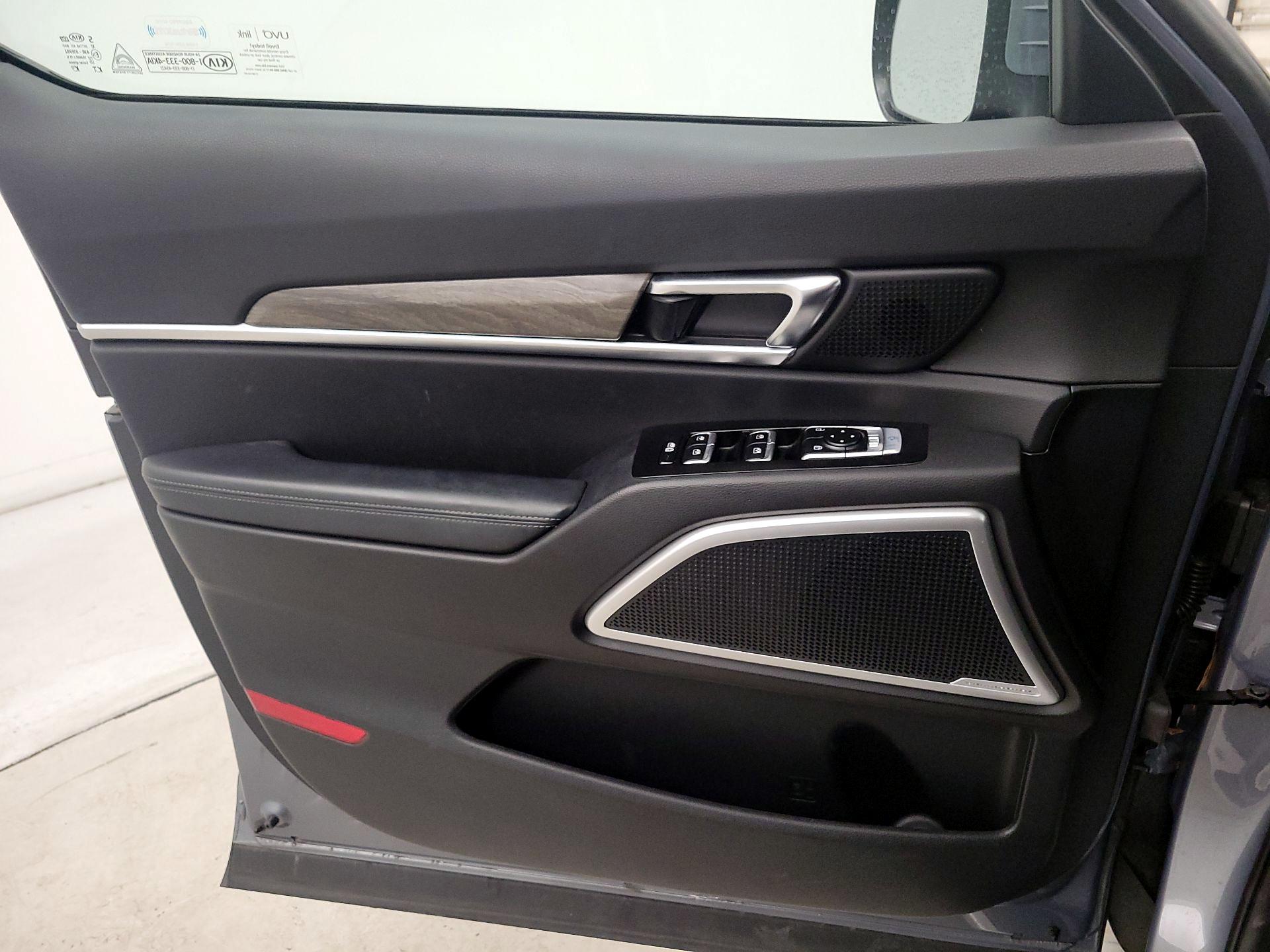 Thumbnail: 2020 Kia Telluride - 12