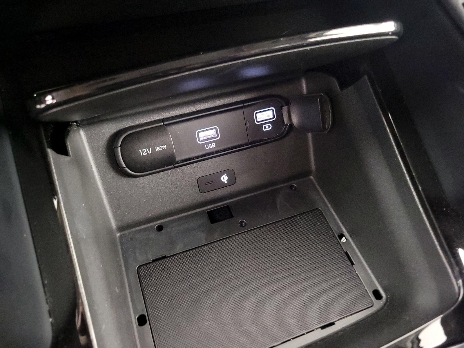 2020 Kia Telluride EX - Photo 19